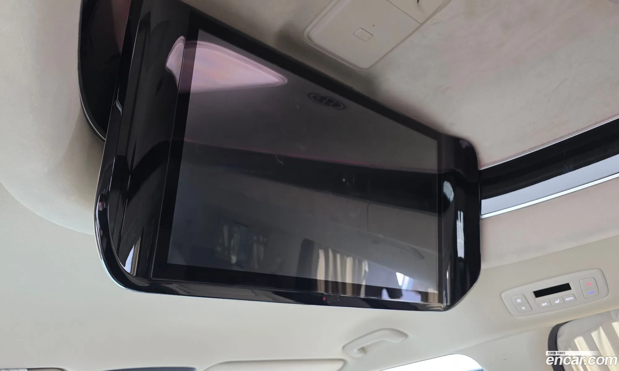 Kia Carnival 2022 KNANE813BPS191033 — 32