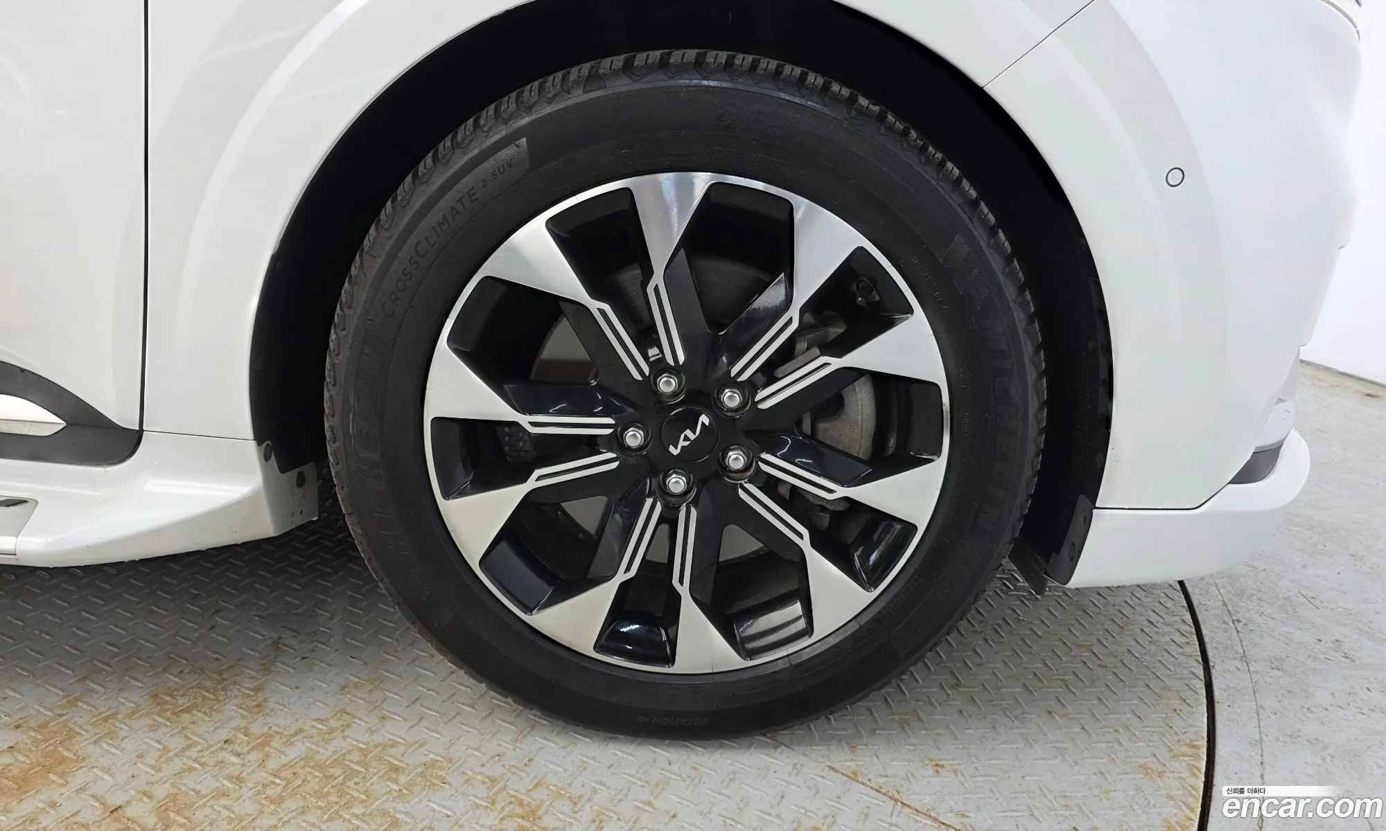 Kia Carnival 2022 KNANE813BPS191033 — 9