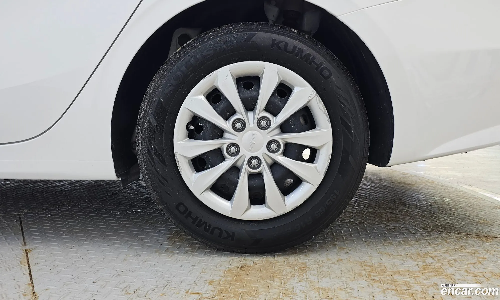 Kia K3 2023 KNAF141BEPA958531 — 12