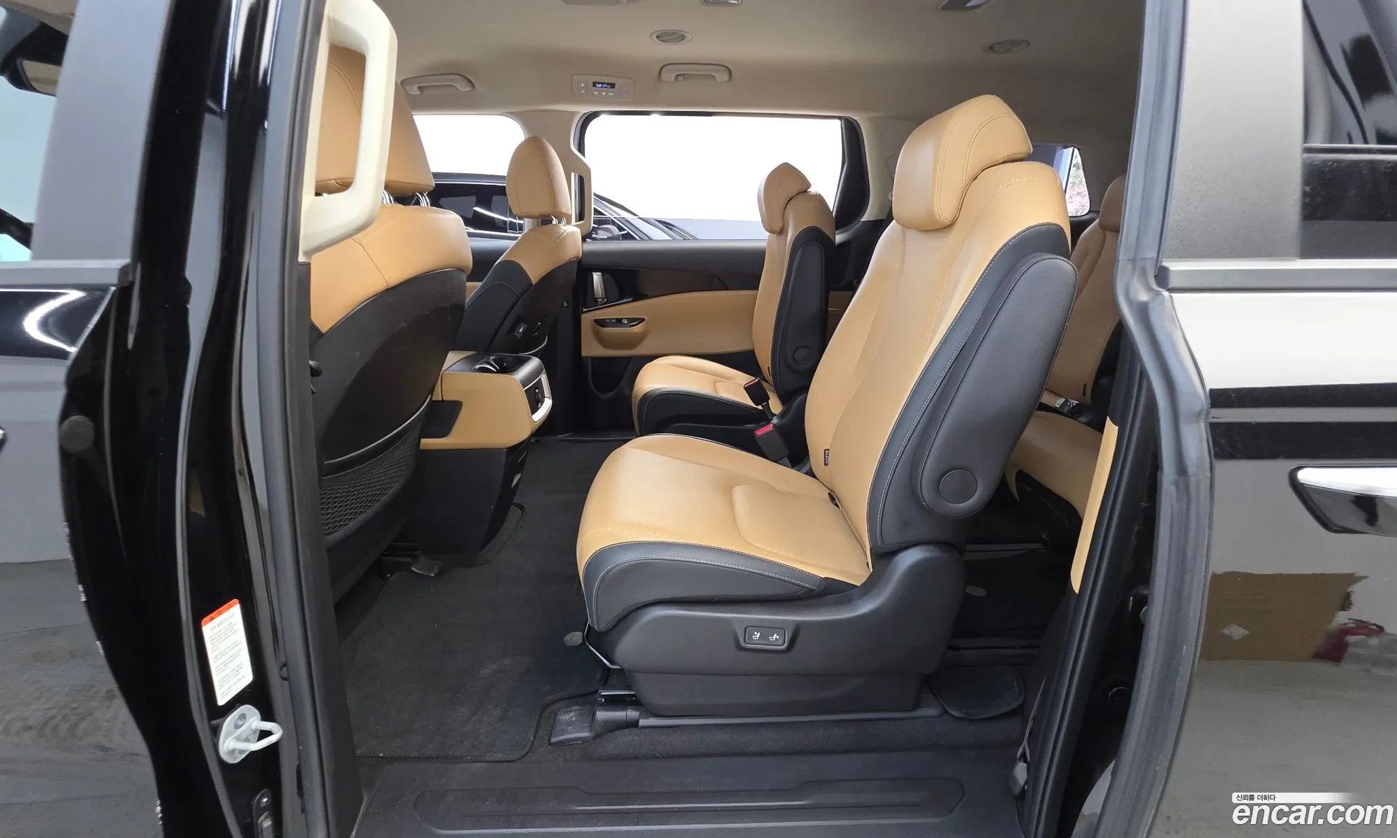 Kia Carnival 2022 KNANB81BBPS197902 — 30