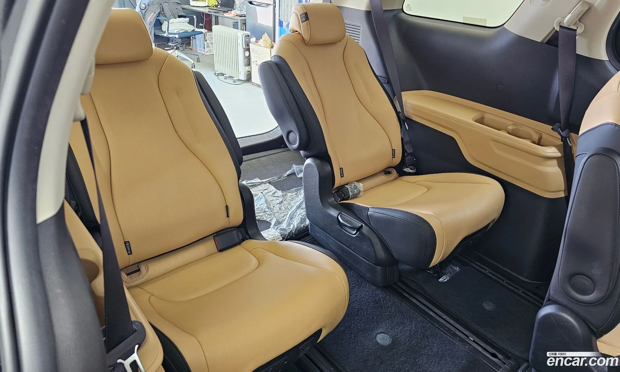 Kia Carnival 2021 KNANB81BBMS096179 — 2