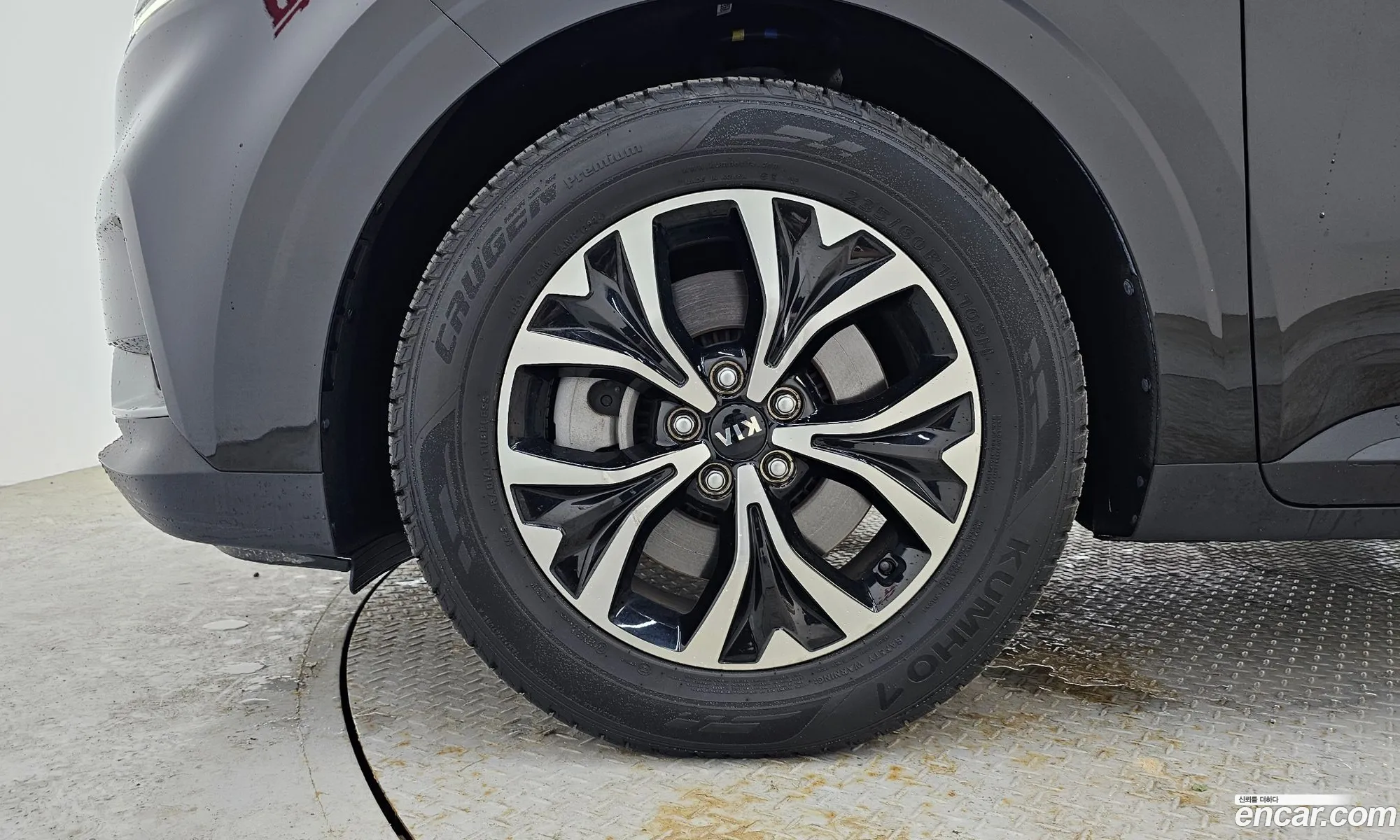Kia Carnival 2021 KNANB81BBMS096179 — 9
