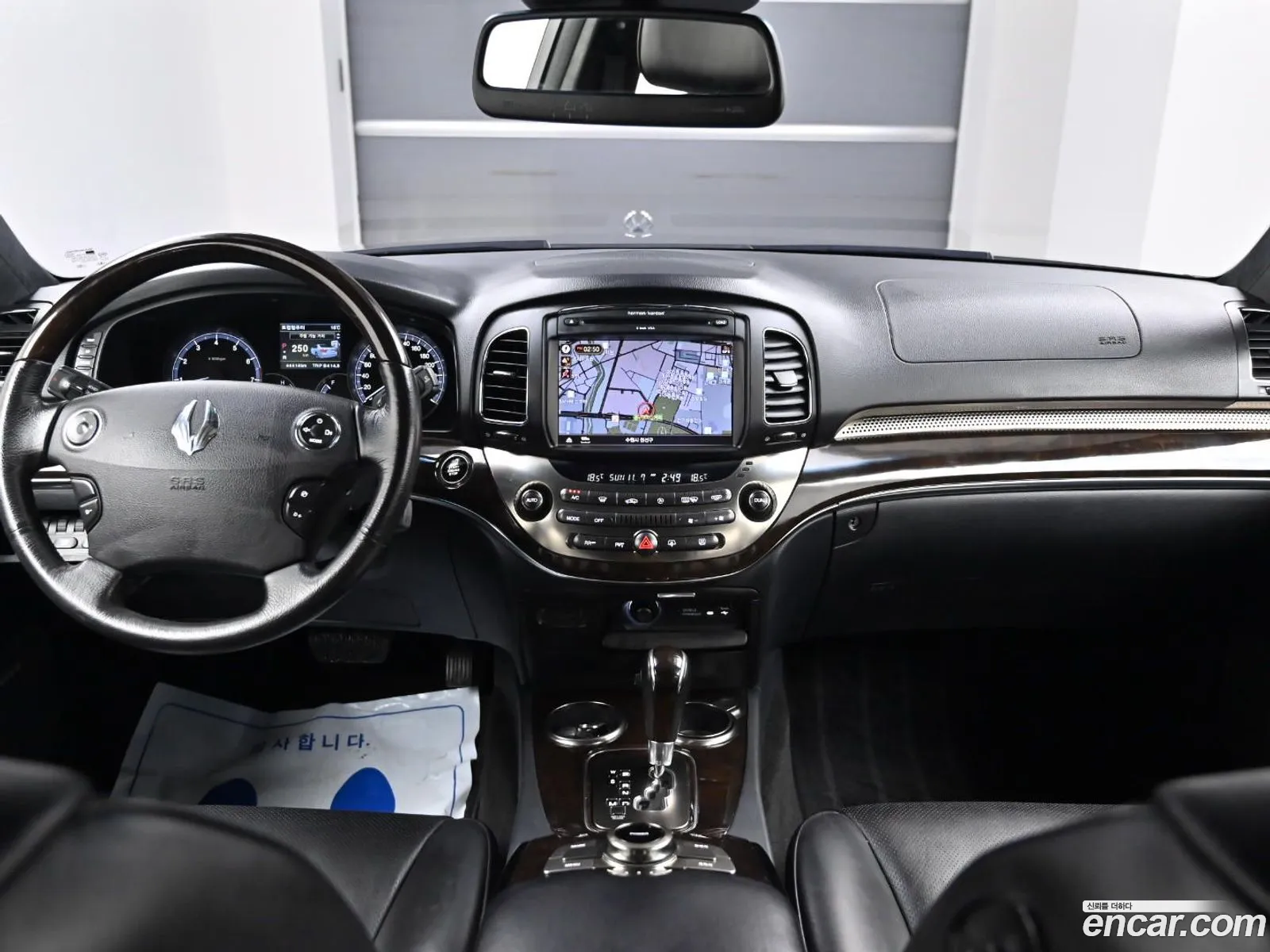 KG Mobility (SsangYong) Chairman W 2012 — 14
