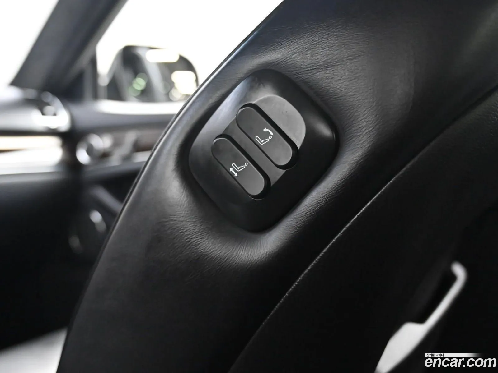 KG Mobility (SsangYong) Chairman W 2012 — 6