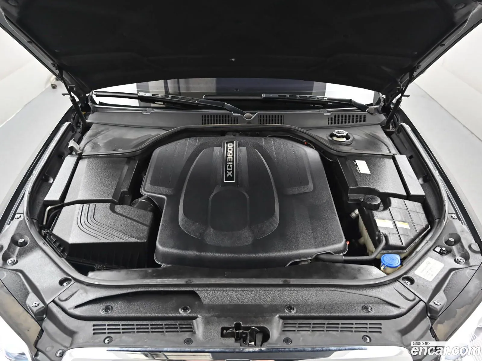 KG Mobility (SsangYong) Chairman W 2012 — 20