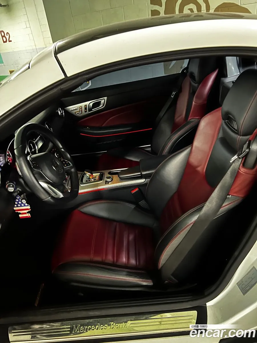 Mercedes-Benz SLC-Class R172 2017 — 18