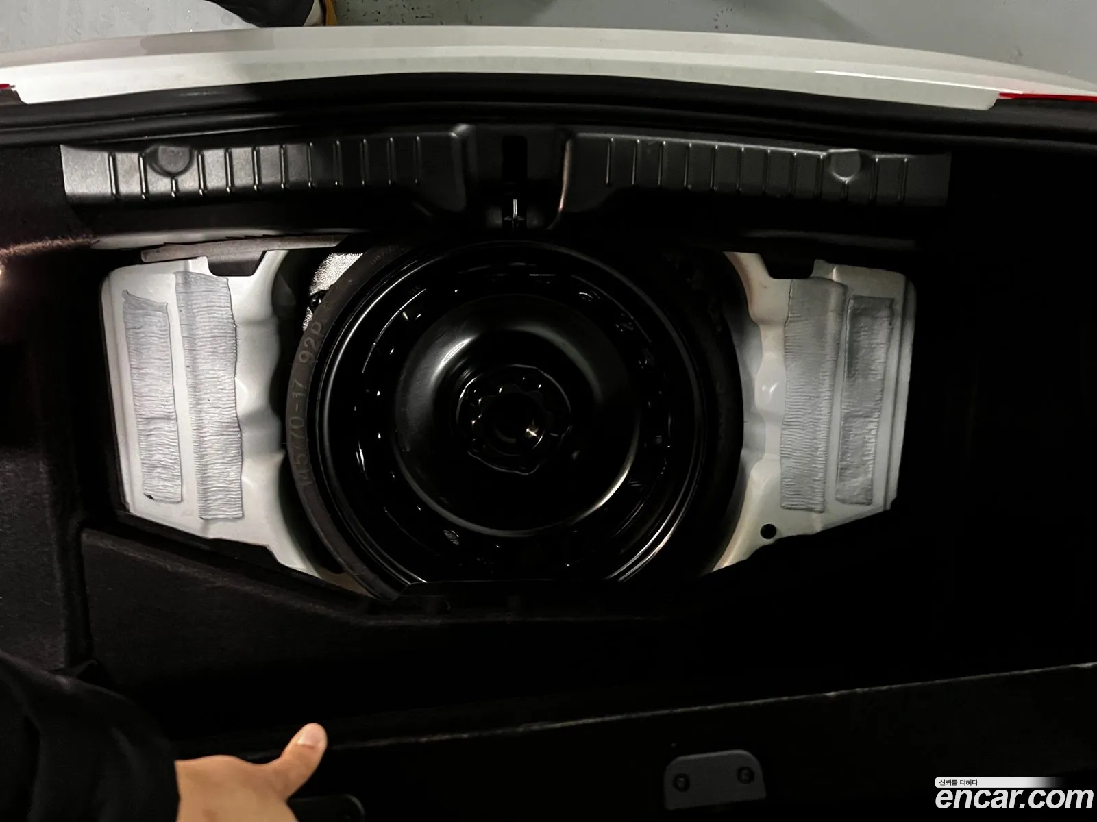Mercedes-Benz SLC-Class R172 2017 — 19