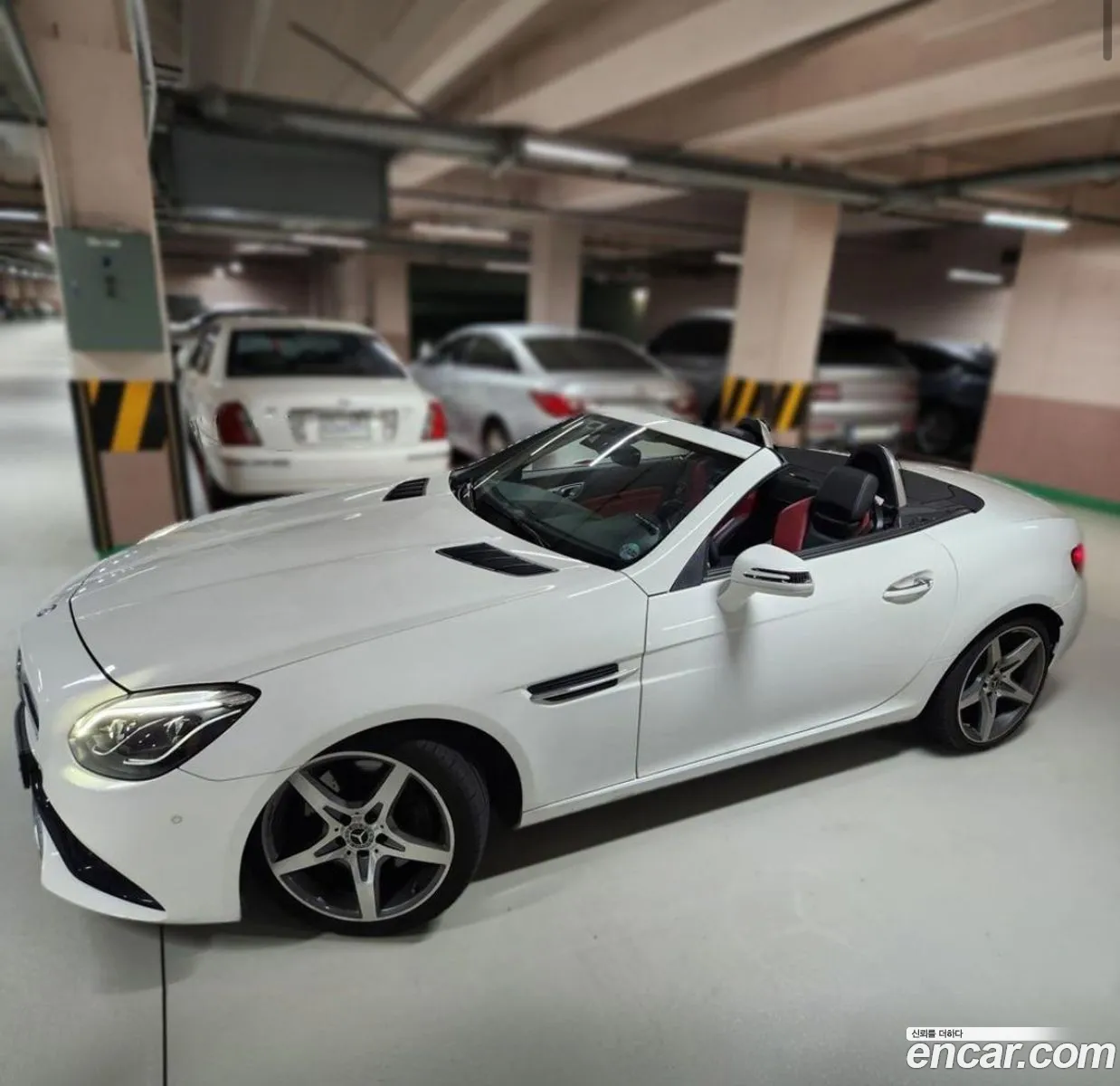 Mercedes-Benz SLC-Class R172 2017 — 14