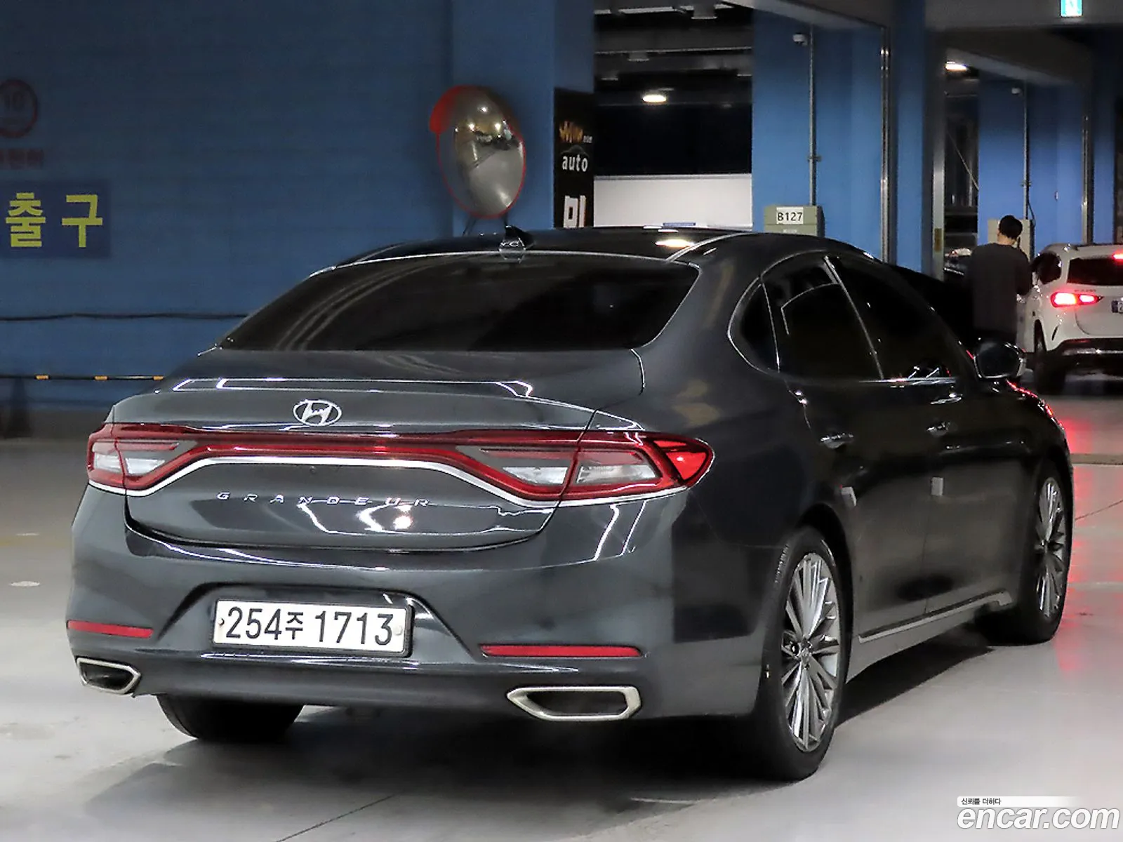 Hyundai Grandeur IG 2017 — 12