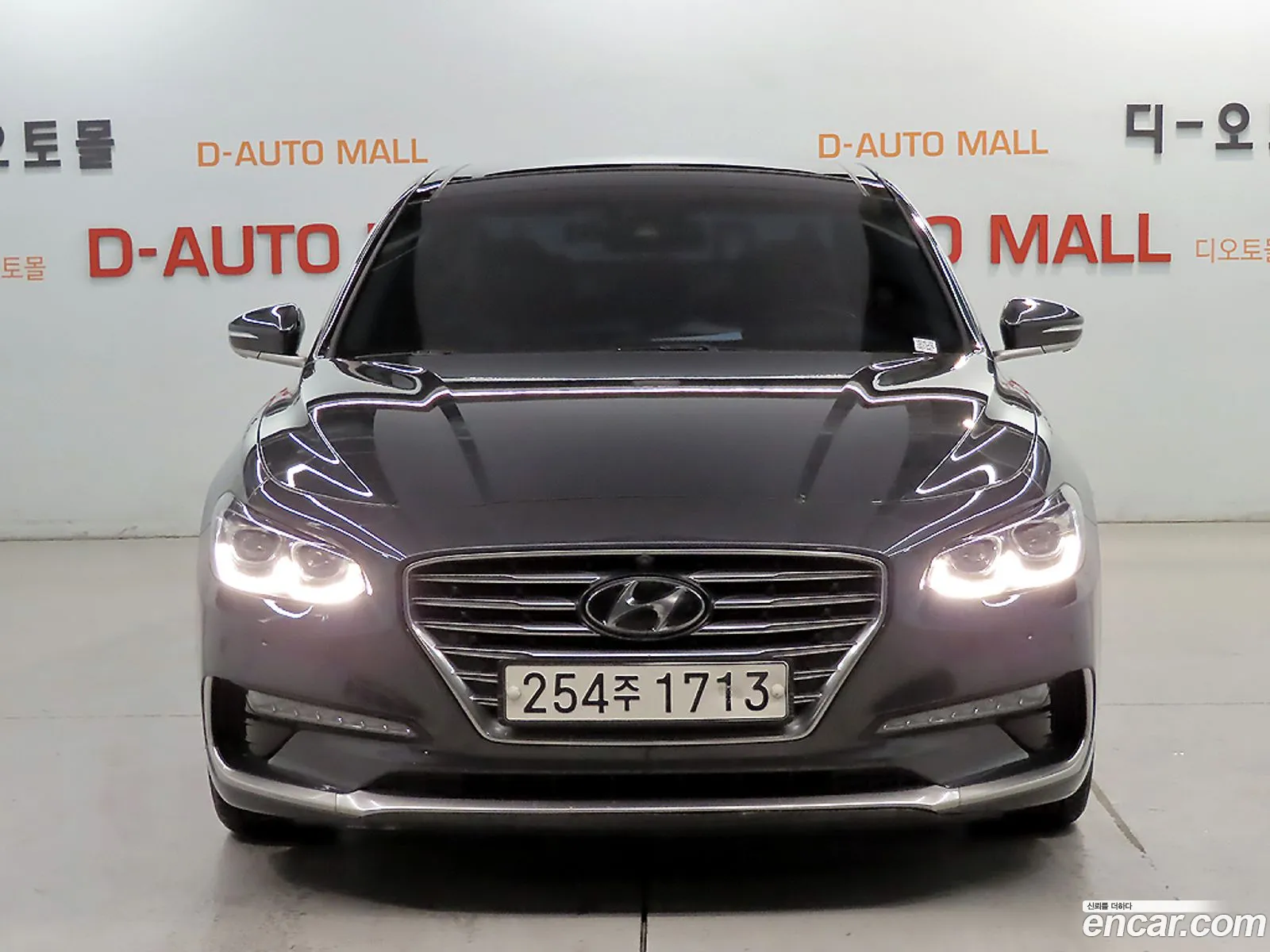 Hyundai Grandeur IG 2017 — 17