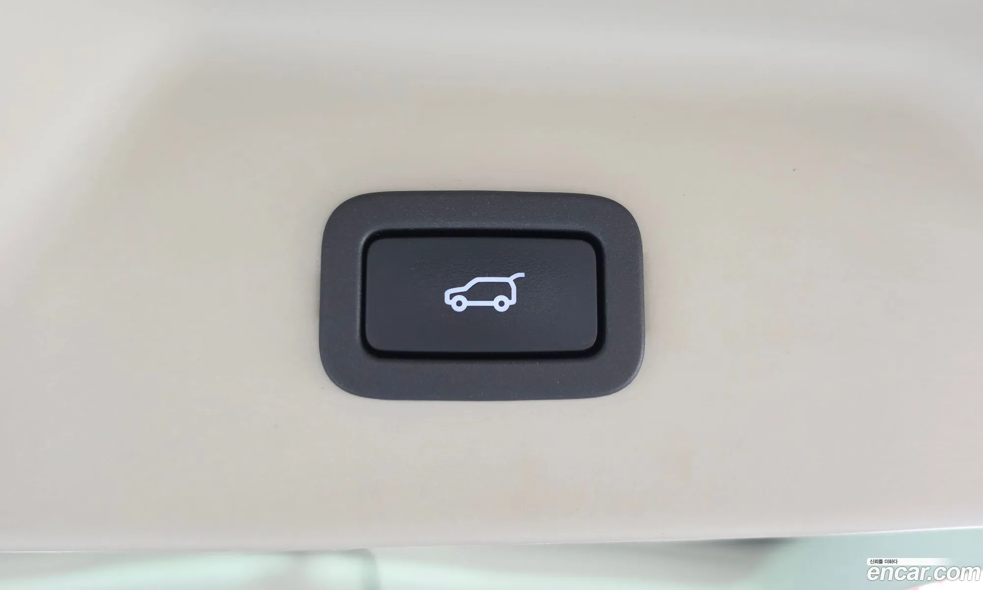 Land Rover Range Rover 2019 SALGA3BJXKA535426 — 13