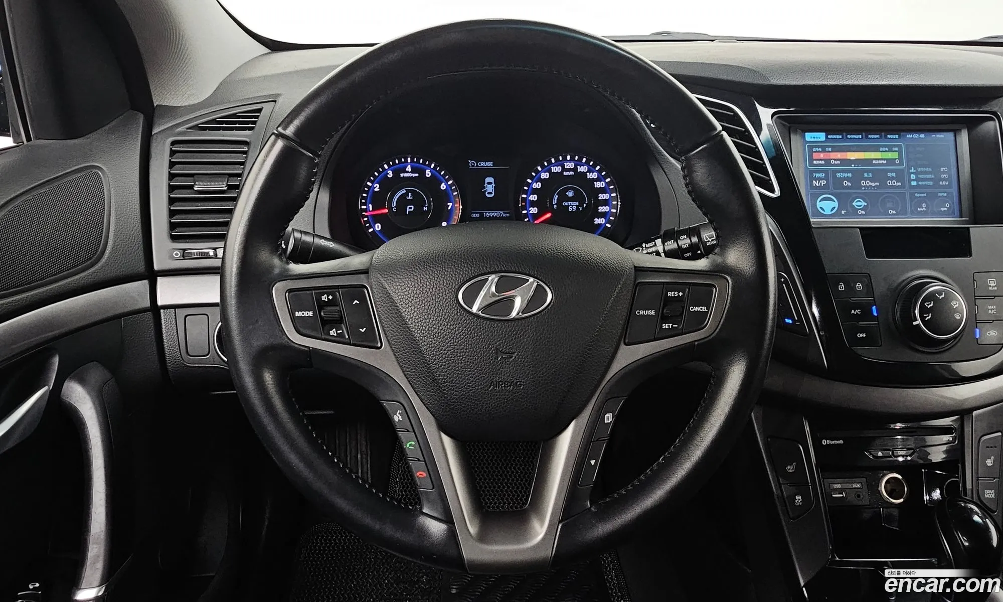 Hyundai i40 2015 — 32