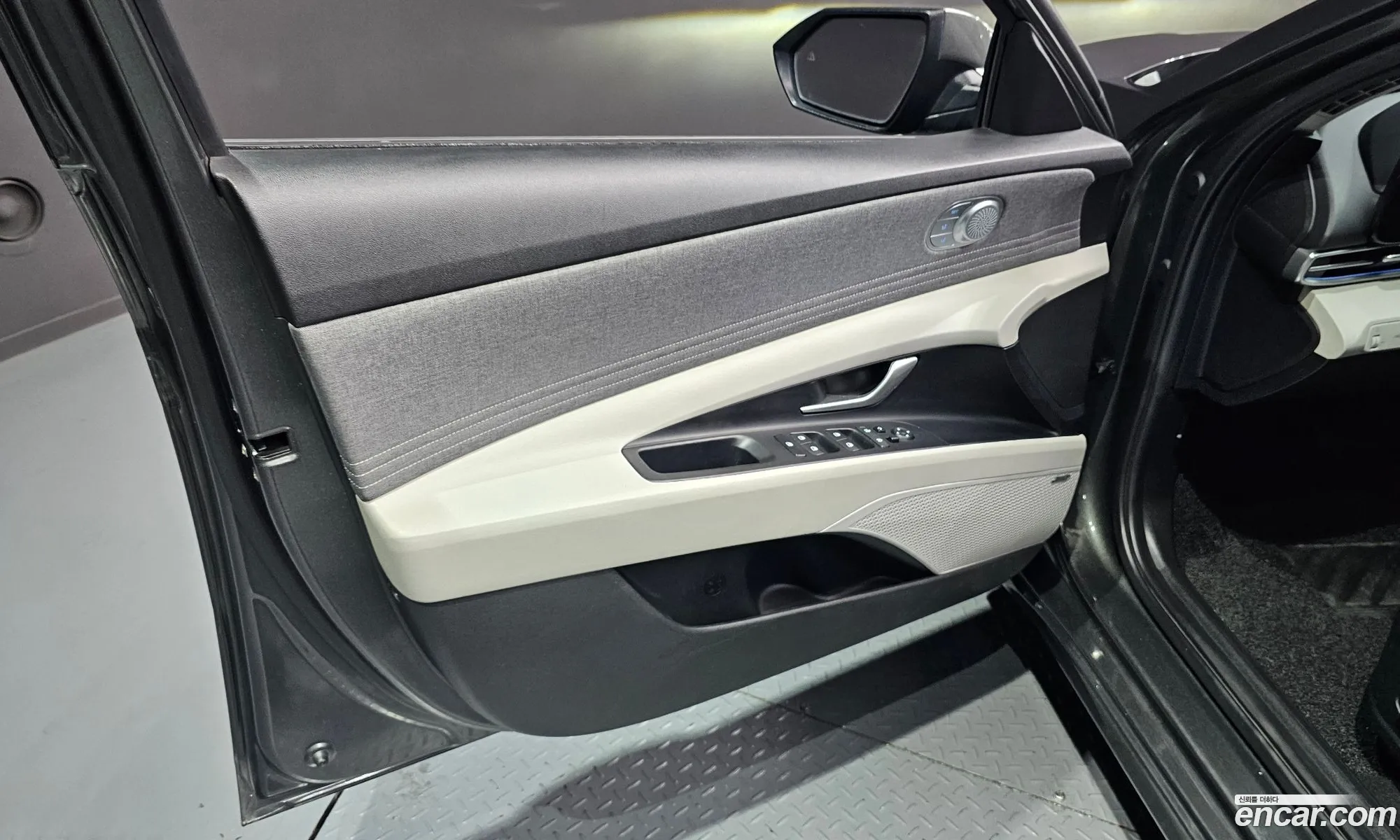 Hyundai Elantra 2020 KMHLR41EEMU045640 — 4