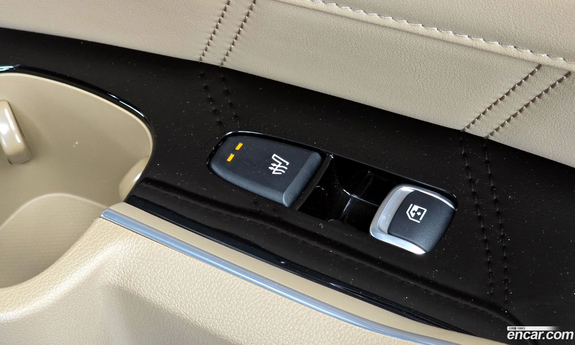 Kia Sorento 2024 KNARM81FGRA261881 — 10