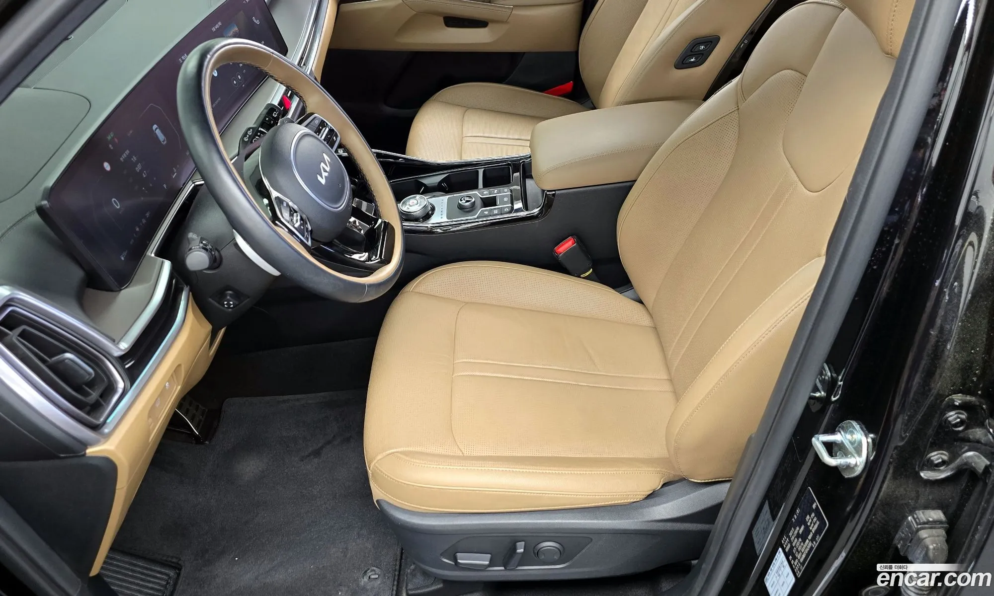 Kia Sorento 2024 KNARM81FGRA261881 — 2