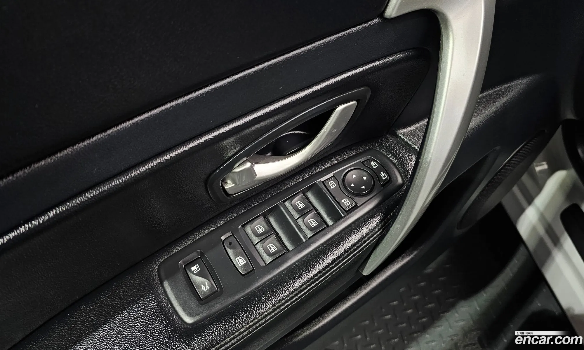 Renault Korea (Samsung) SM5 Nova 2018 KNMA4C2BMJP165693 — 17