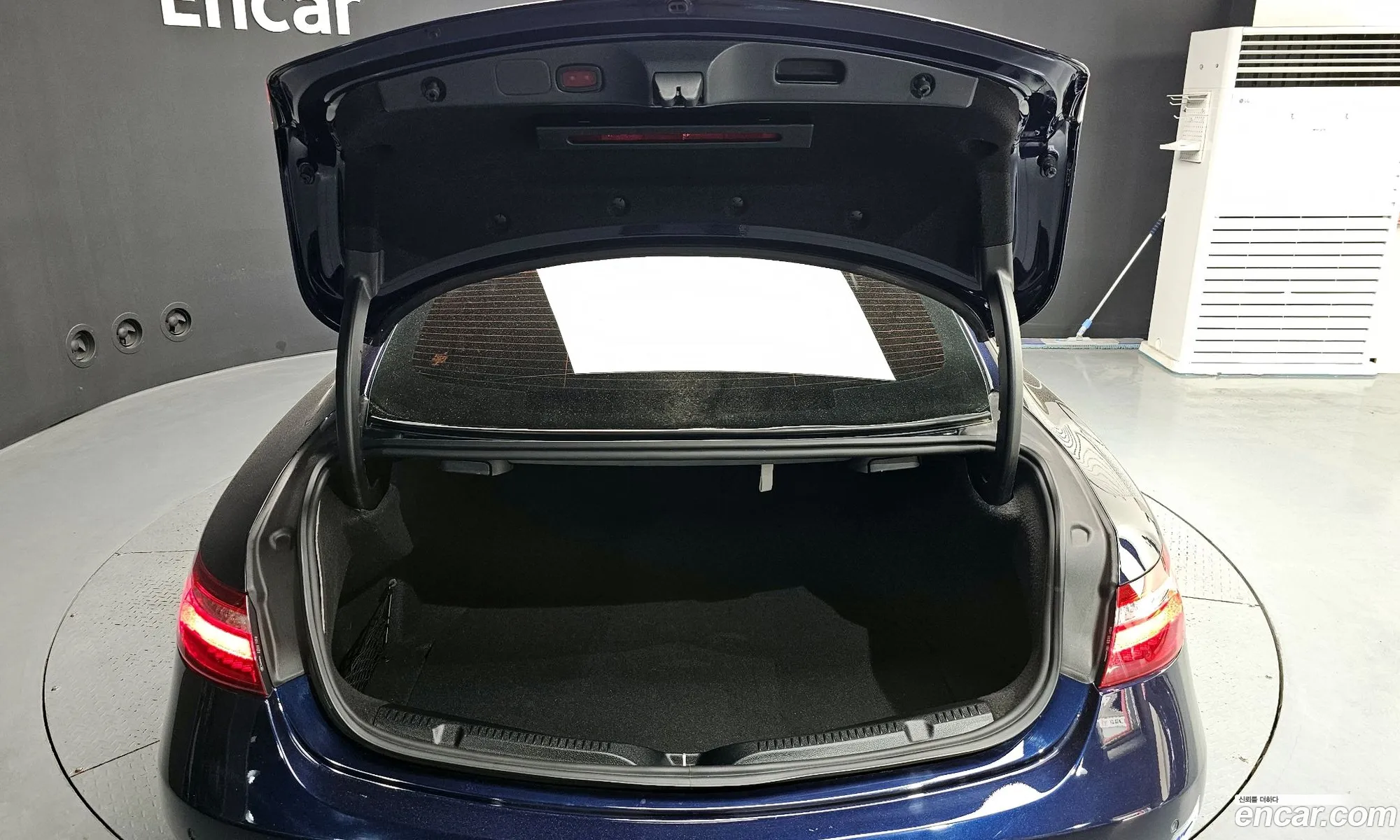 Mercedes-Benz E-Class W213 2017 WDD1J1EB9HF024443 — 4