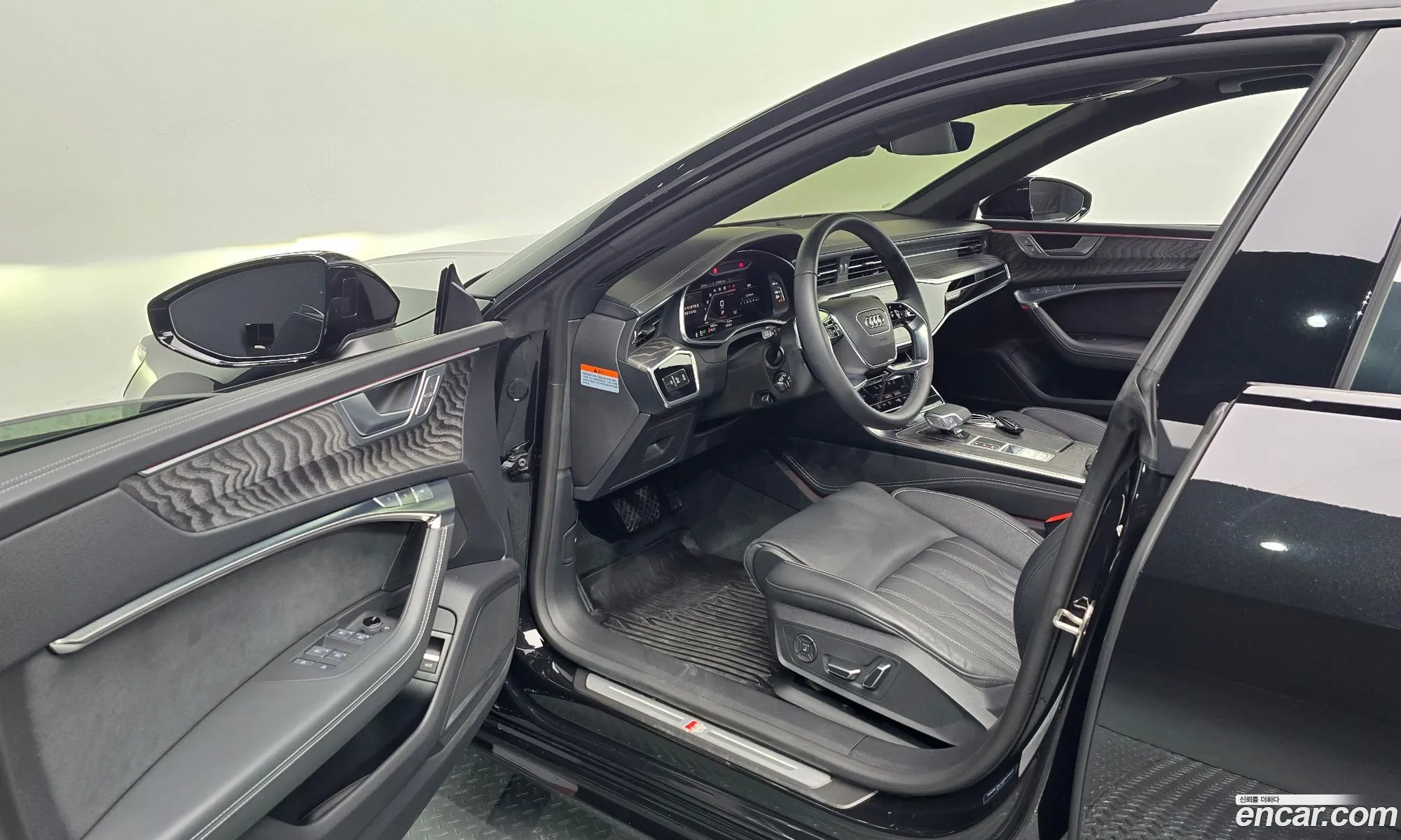 Audi A7 2025 WAUZZZF28SN037665 — 17