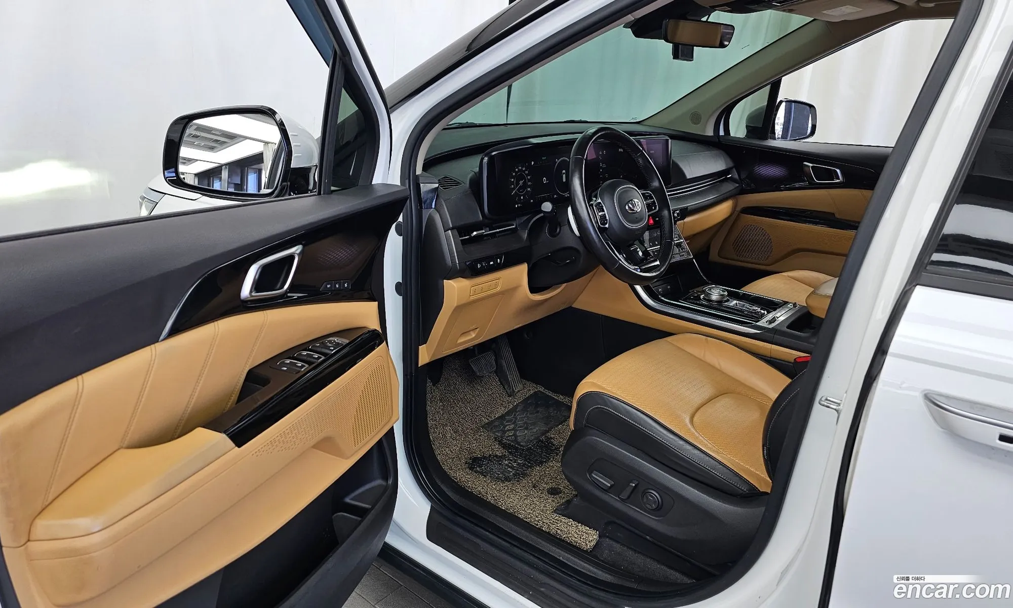 Kia Carnival 2020 — 9