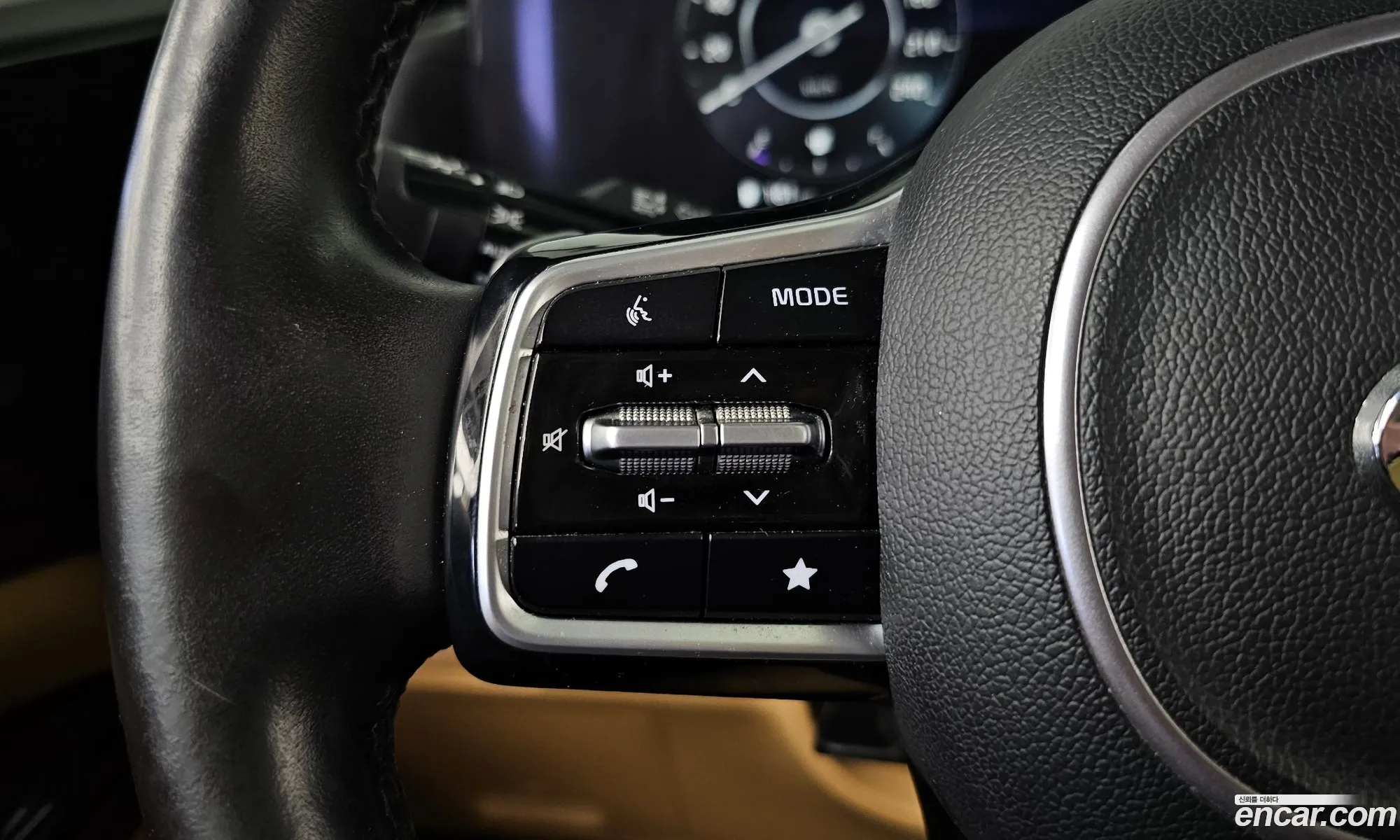 Kia Carnival 2020 — 2