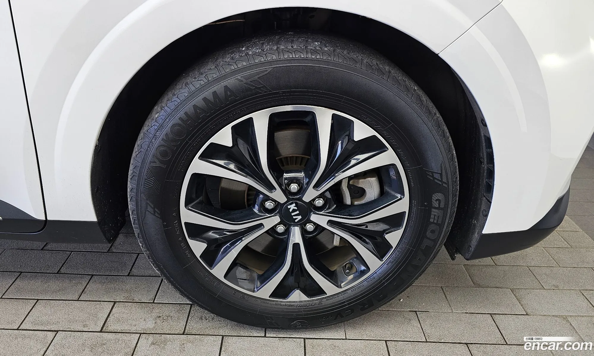 Kia Carnival 2020 — 33