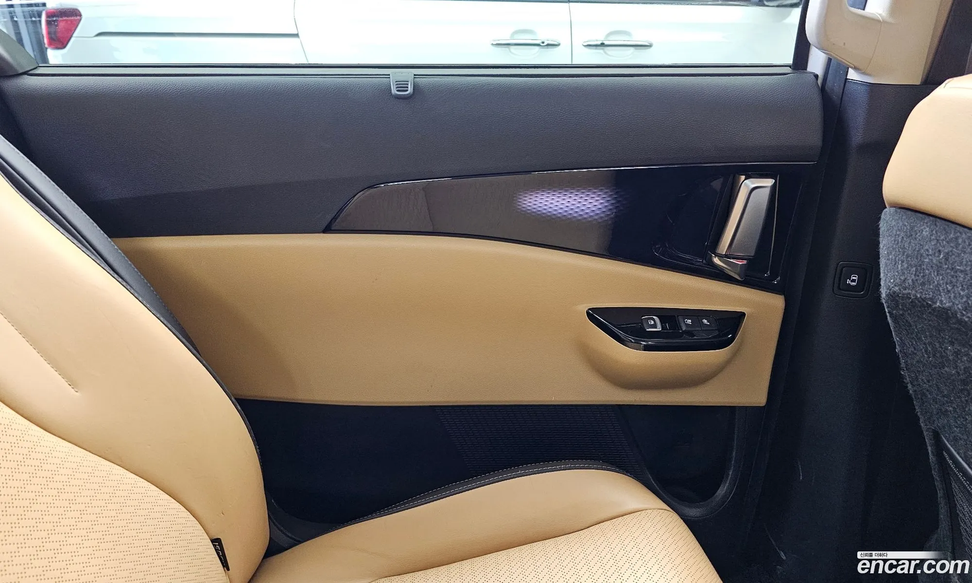 Kia Carnival 2020 — 37