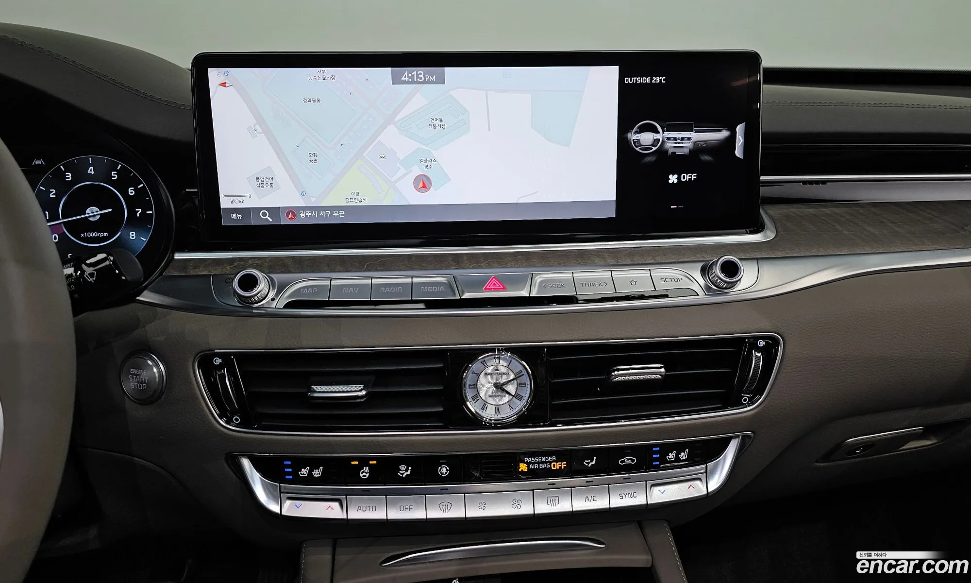 Kia K9 2021 — 18