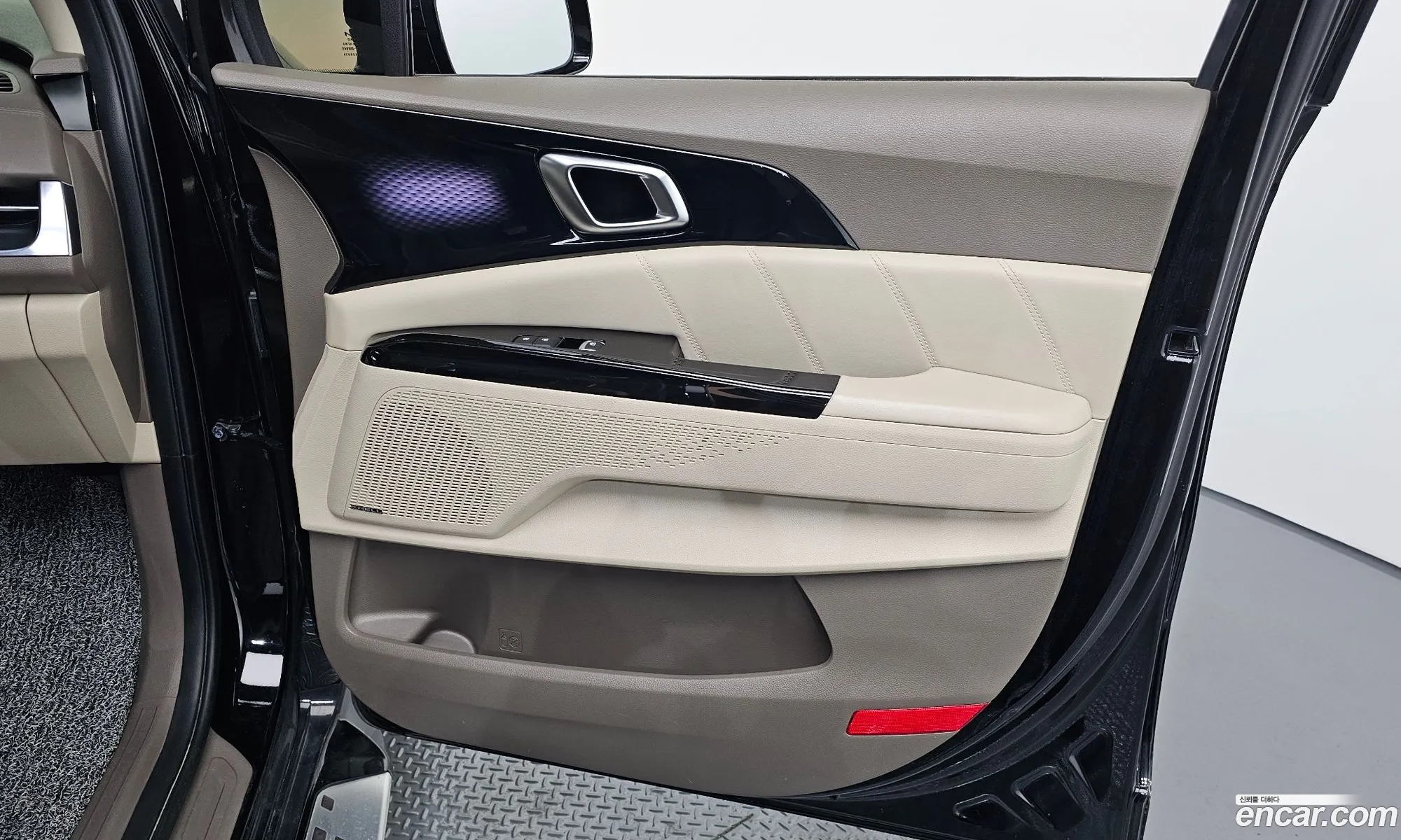 Kia Carnival 2023 KNANE81BBPS296361 — 23