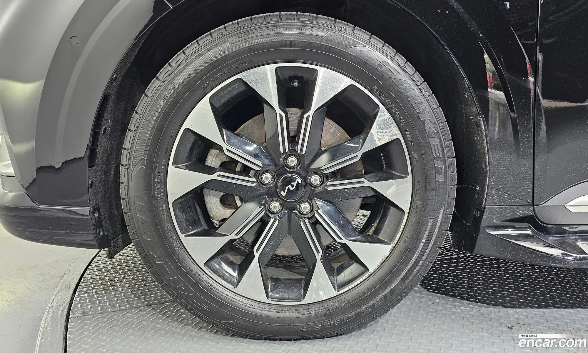 Kia Carnival 2023 KNANE81BBPS296361 — 12