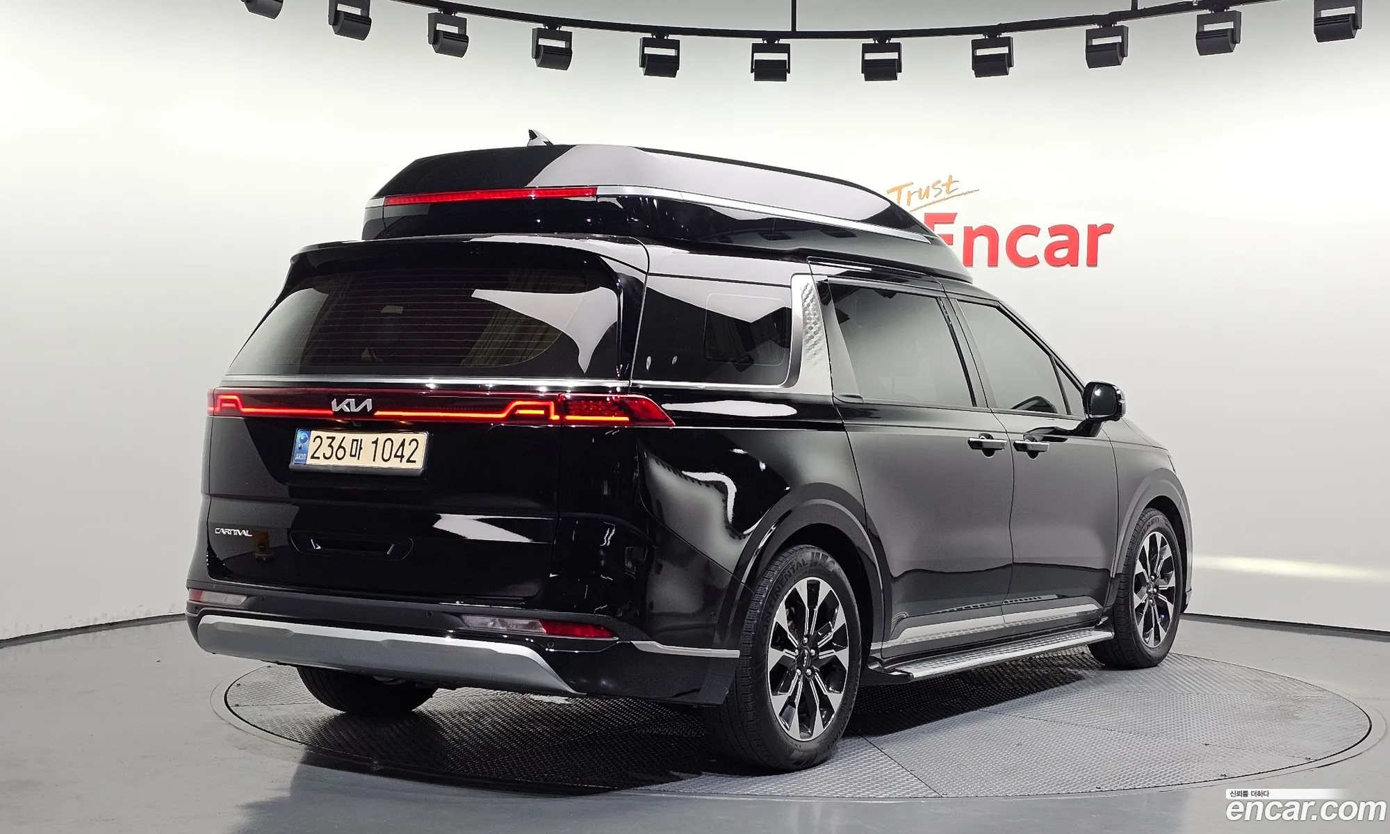 Kia Carnival 2023 KNANE81BBPS296361 — 13