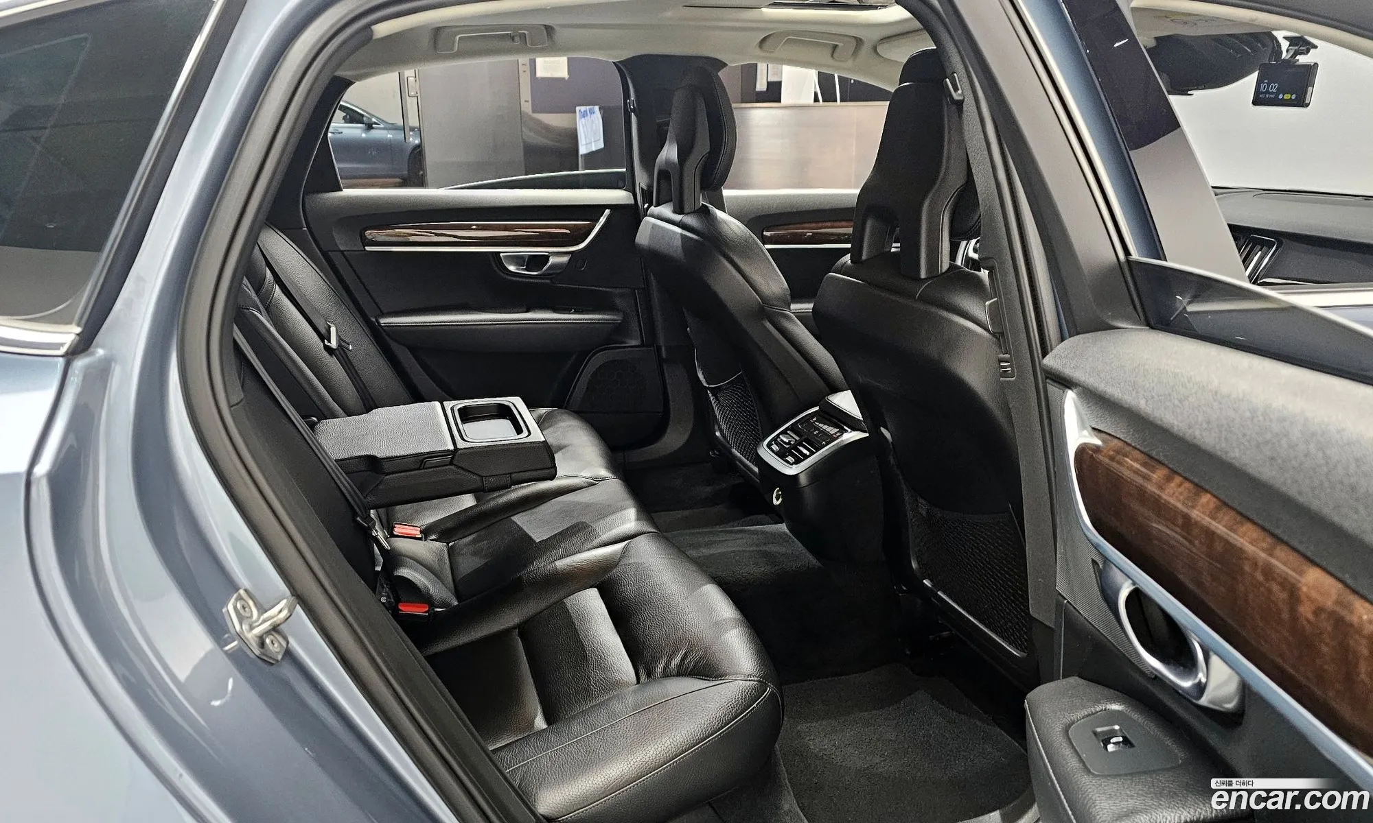 Volvo S90 2017 YV1PSA8ADJ1027470 — 14