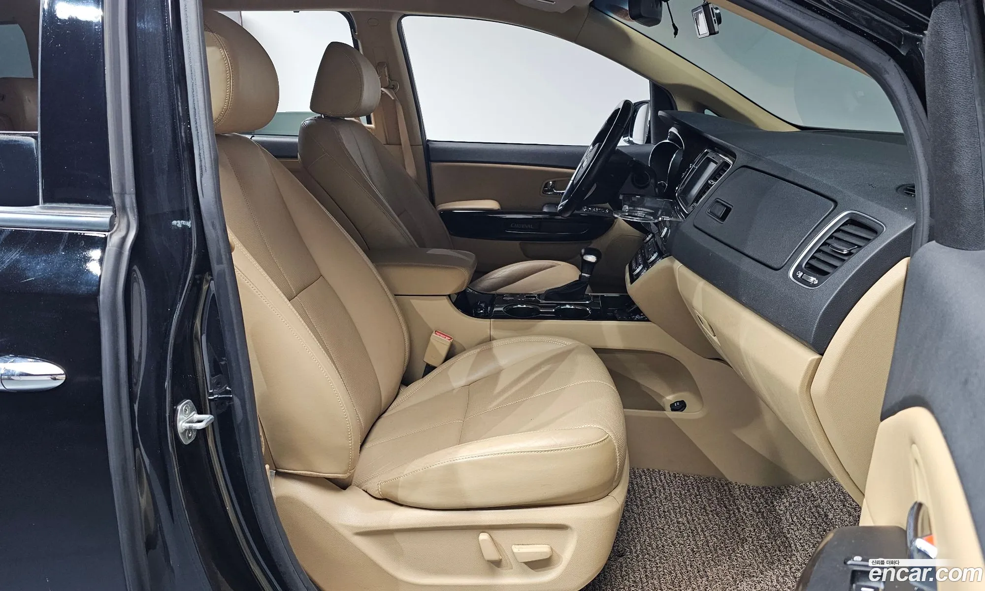 Kia Carnival 2018 KNAME81ABKS522848 — 33