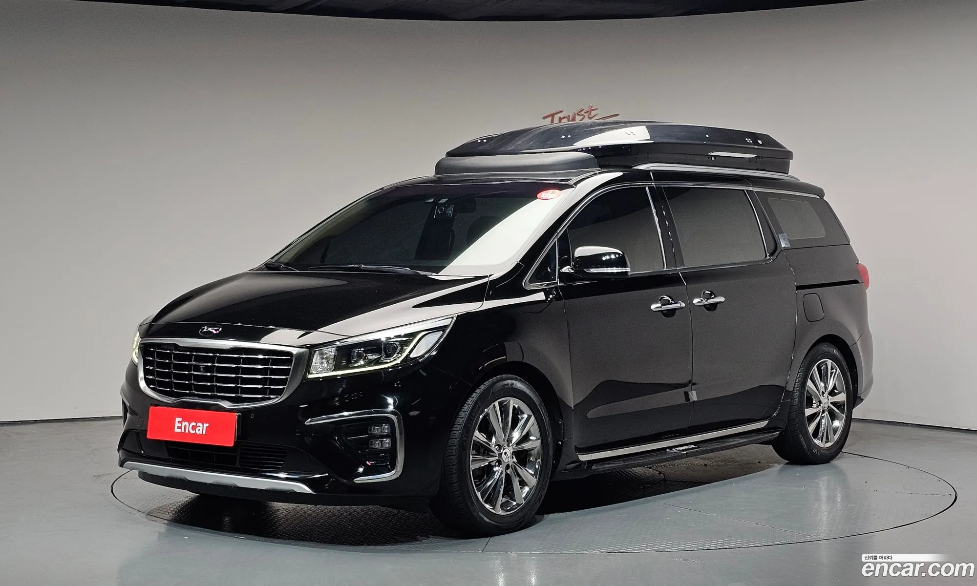 Kia Carnival 2018 KNAME81ABKS522848 — 19