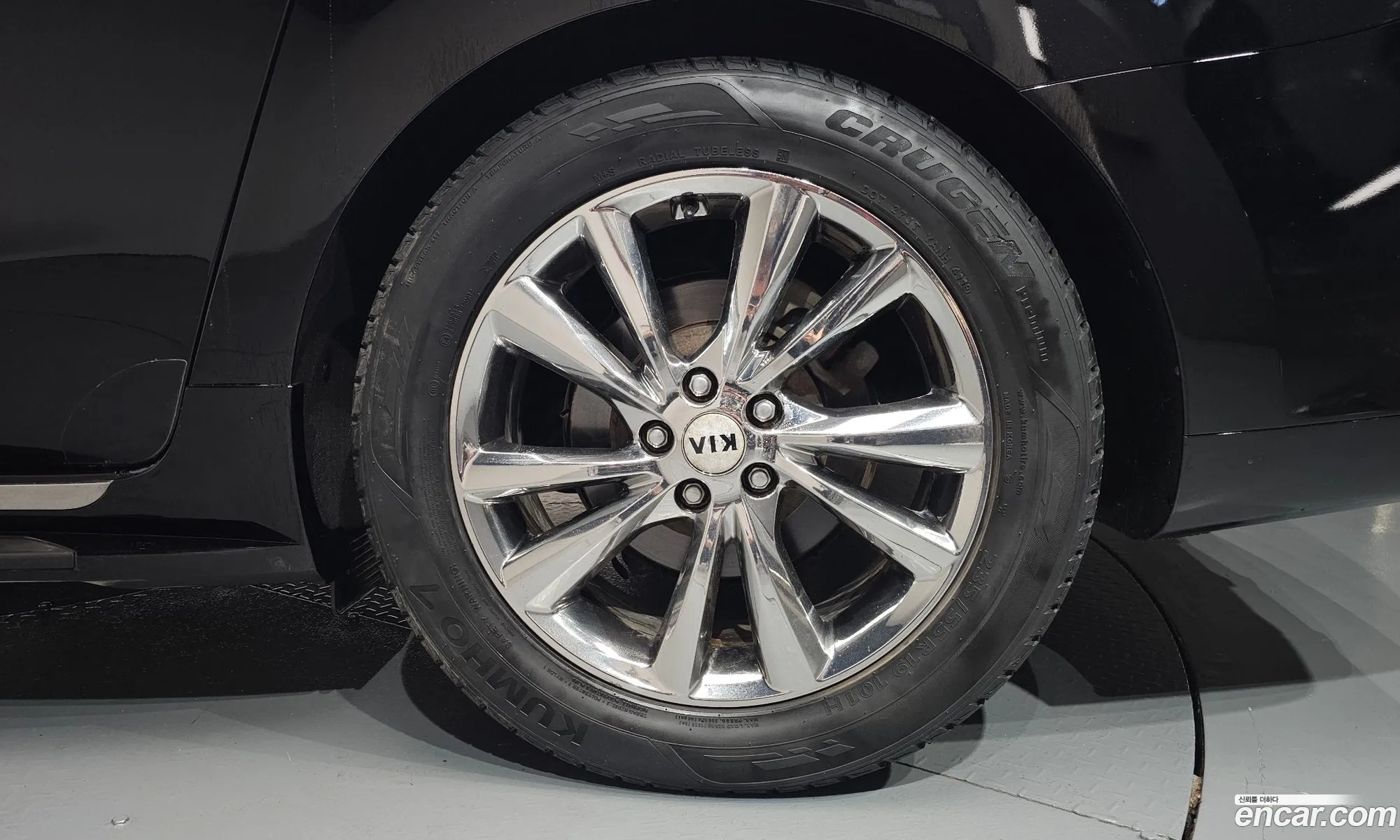 Kia Carnival 2018 KNAME81ABKS522848 — 15