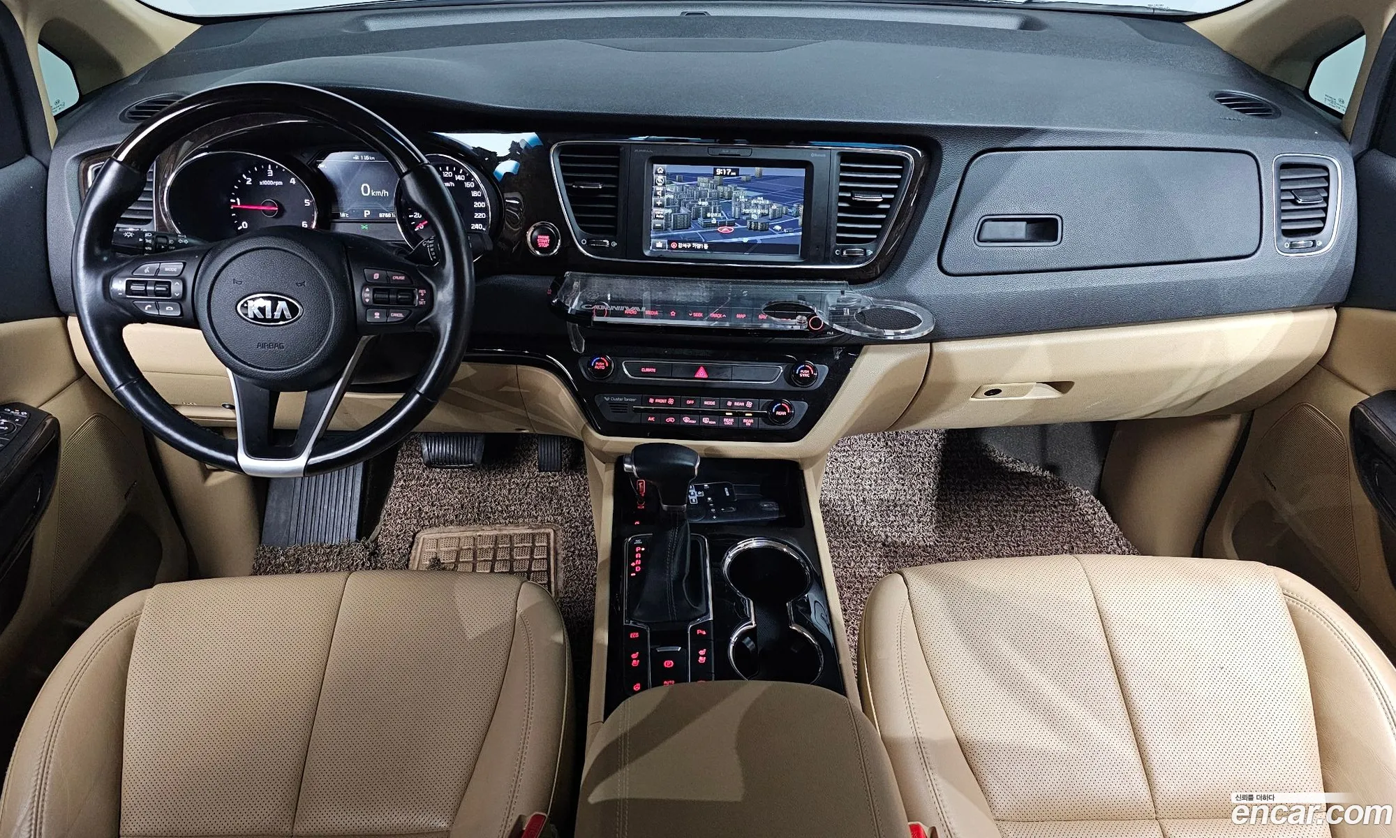 Kia Carnival 2018 KNAME81ABKS522848 — 2