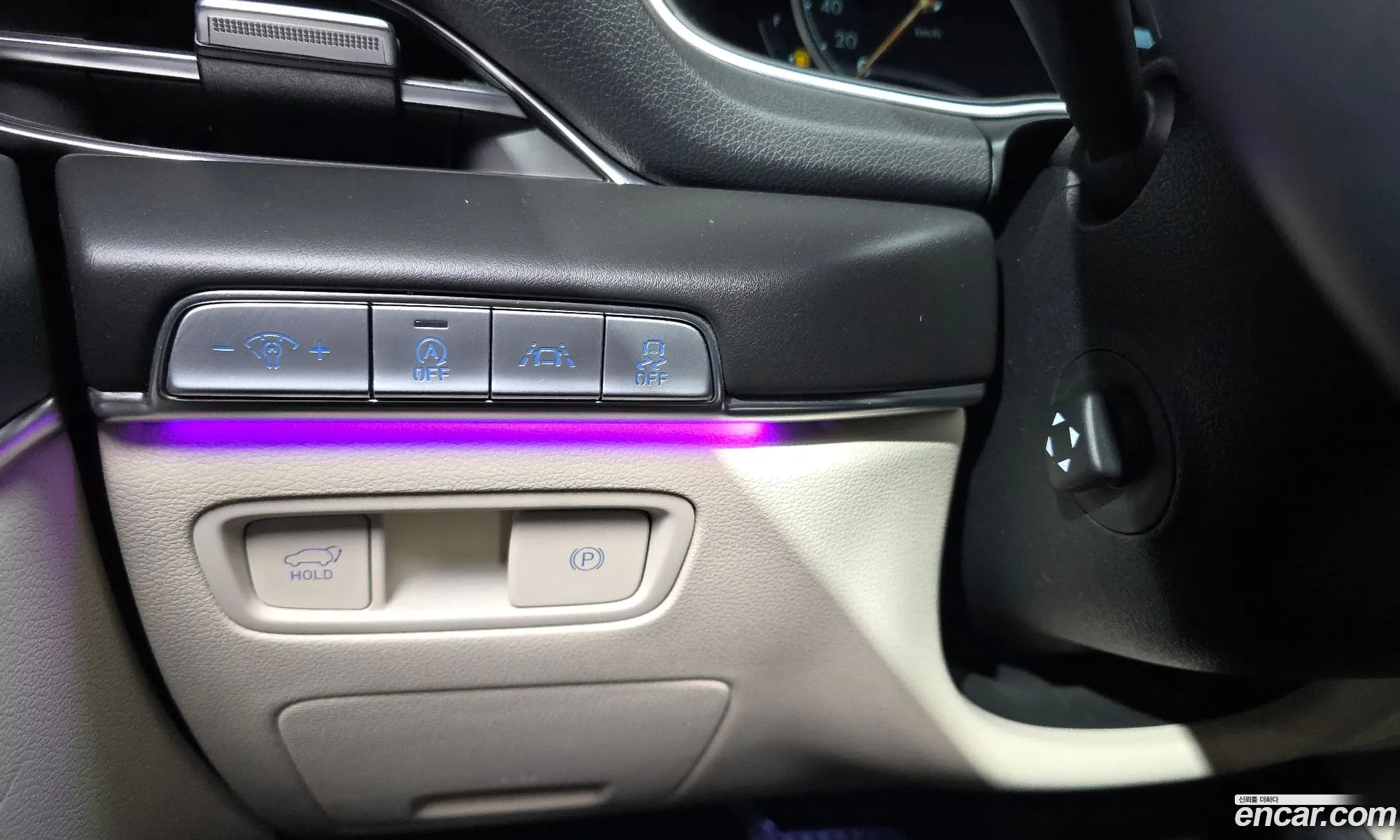 Genesis GV80 2021 KMTHB81DBMU059483 — 5
