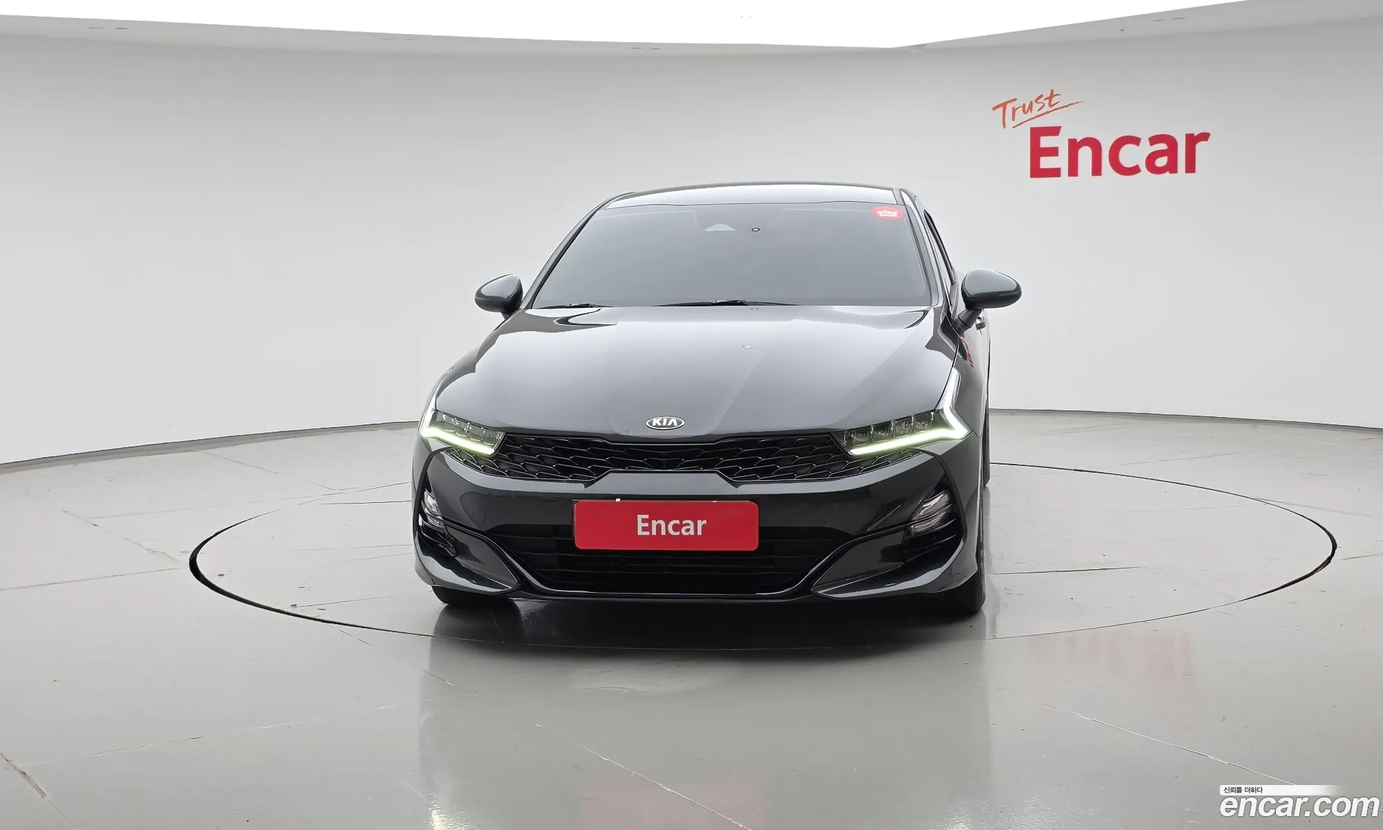 Kia K5 2020 KNAG241ABLA032379 — 4