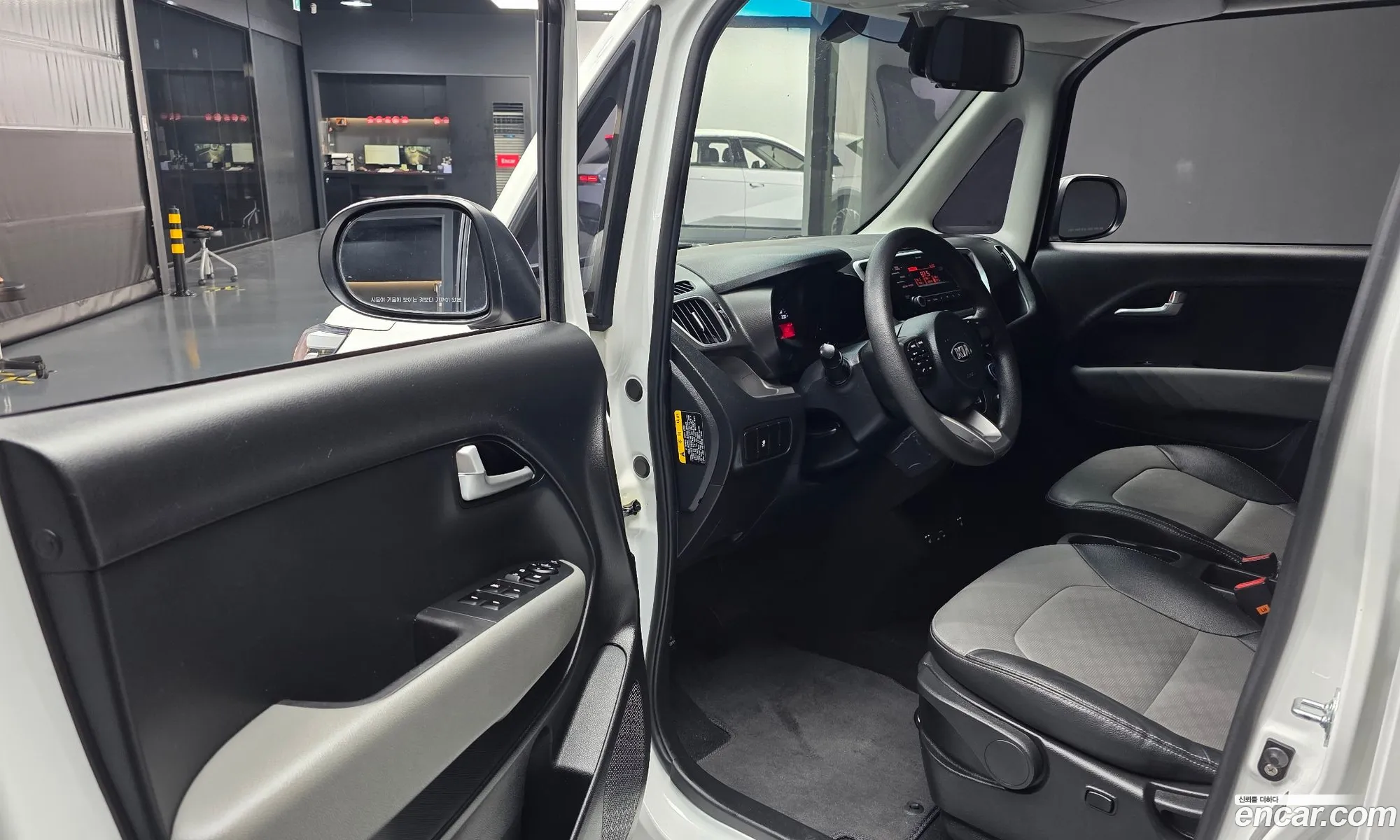Kia Ray 2019 KNACH811BKT215392 — 22