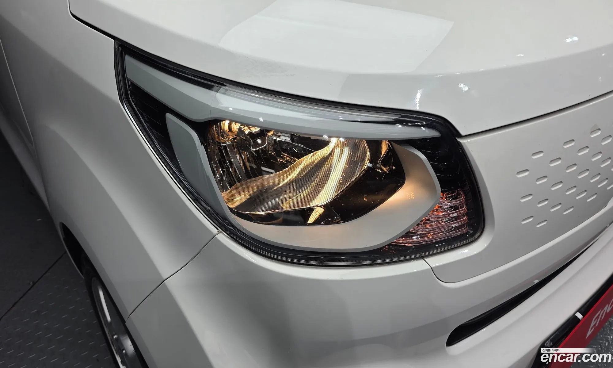 Kia Ray 2019 KNACH811BKT215392 — 11
