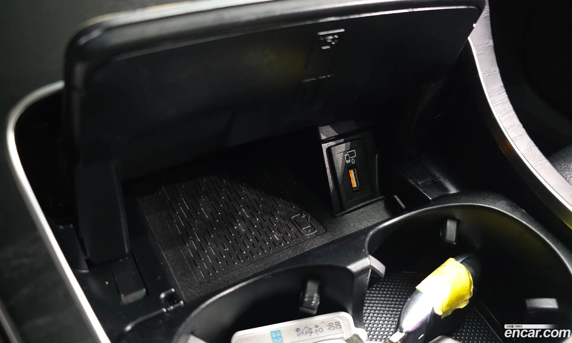 Mercedes-Benz C-Class W205 2019 — 12