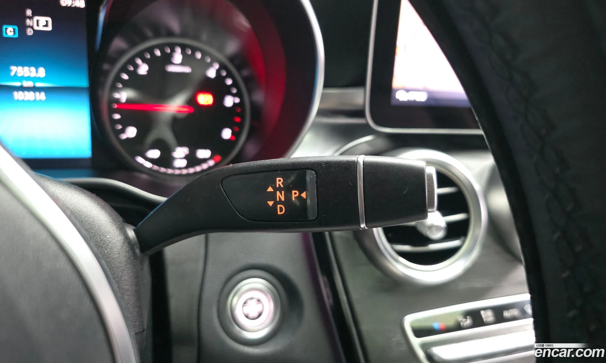Mercedes-Benz C-Class W205 2019 — 36