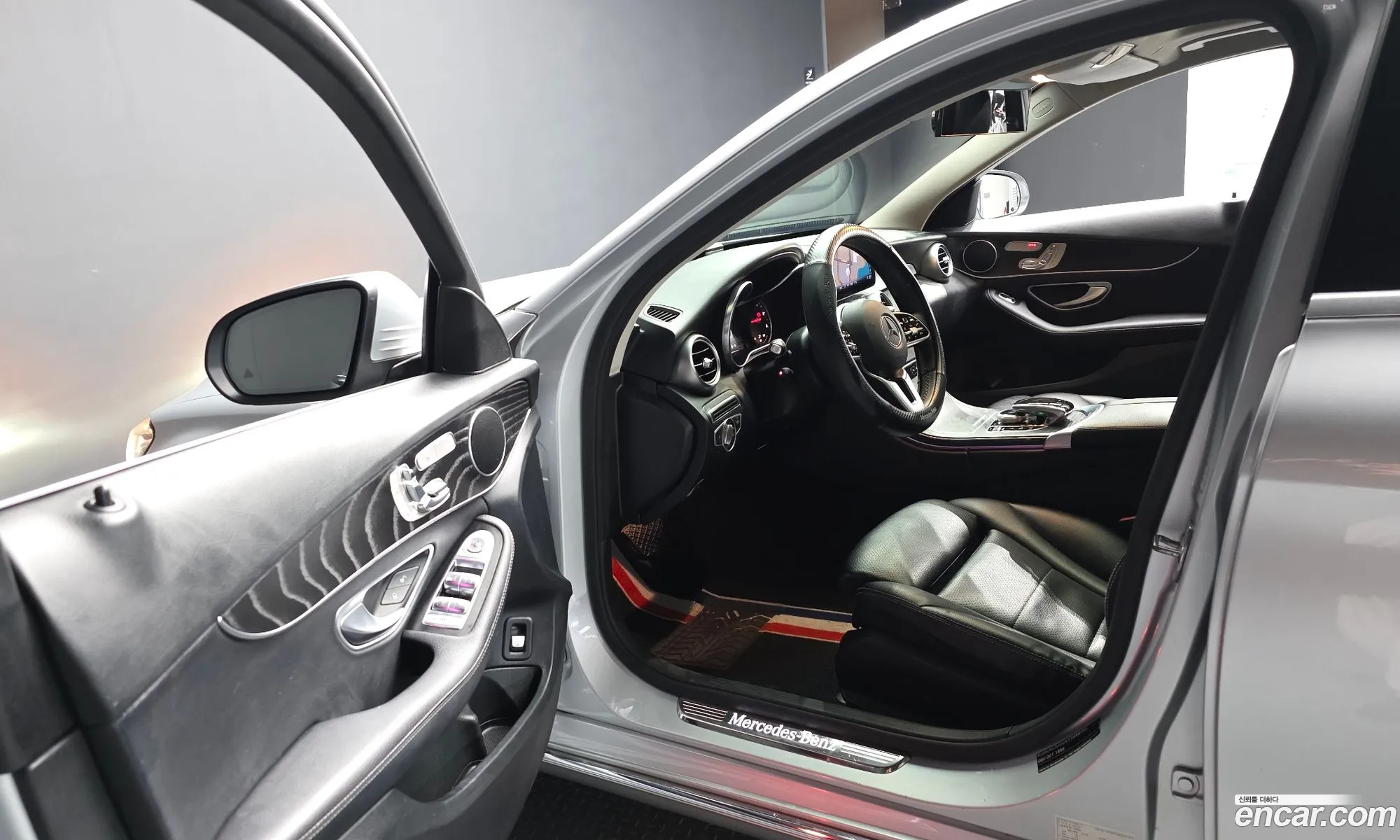 Mercedes-Benz C-Class W205 2019 — 35