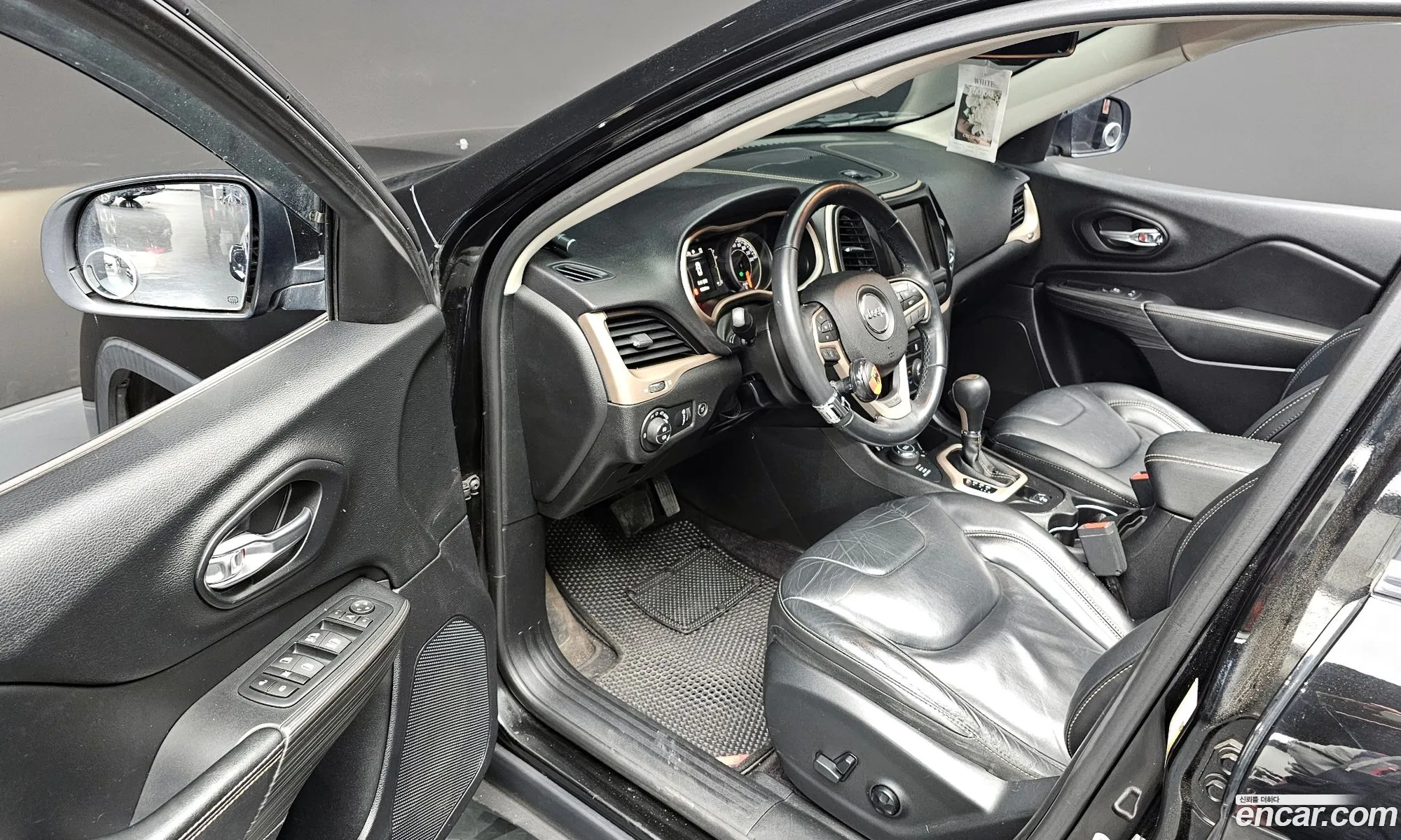 Jeep Cherokee 2017 1C4PJMCB7HW555665 — 15