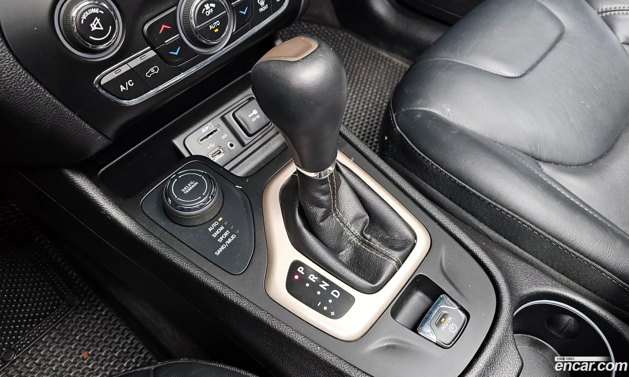 Jeep Cherokee 2017 1C4PJMCB7HW555665 — 5