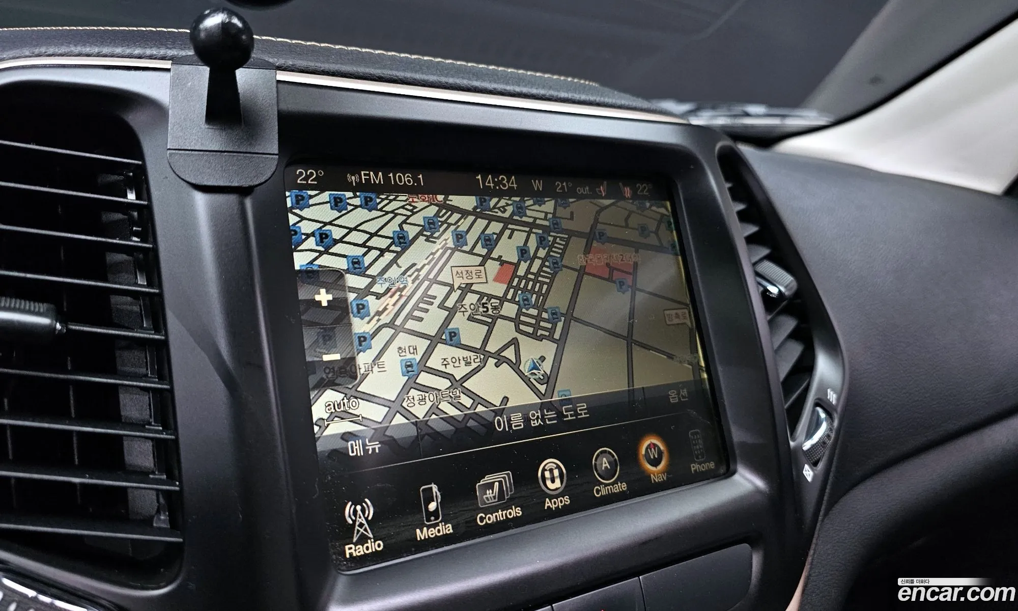 Jeep Cherokee 2017 1C4PJMCB7HW555665 — 28