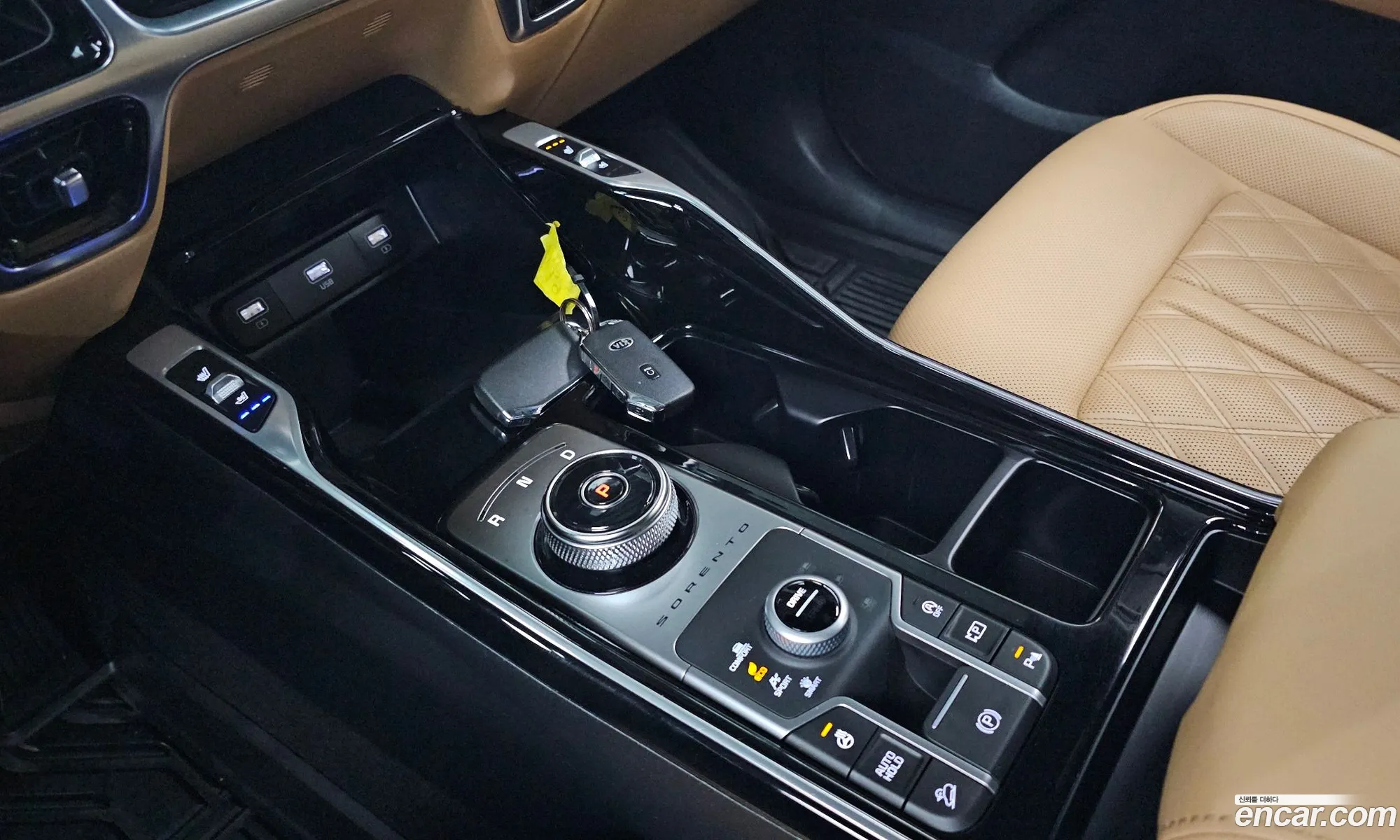Kia Sorento 2020 KNARG81BHMA050986 — 4