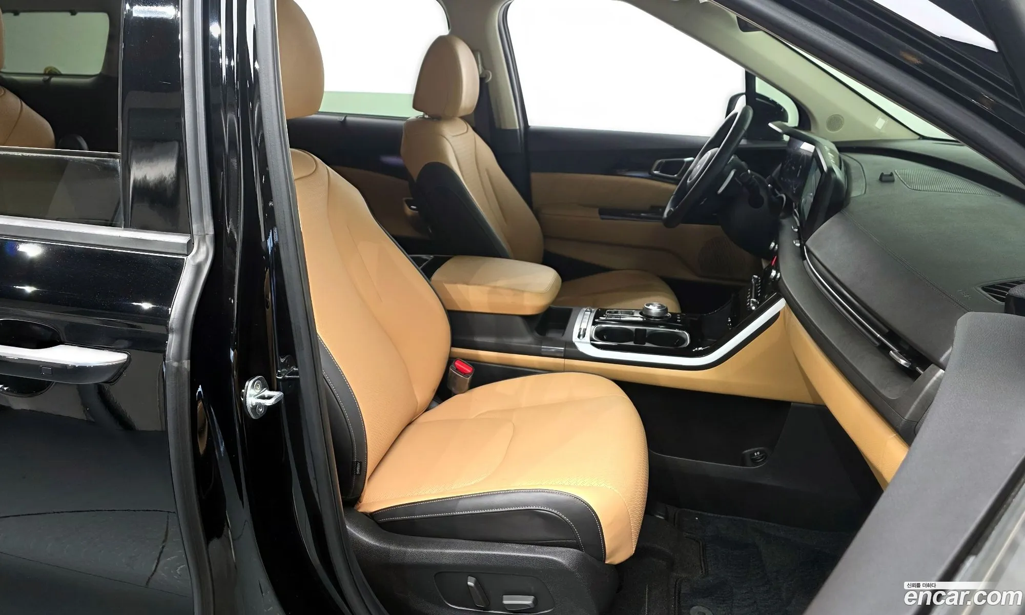 Kia Carnival 2022 KNANE81BBPS236583 — 2