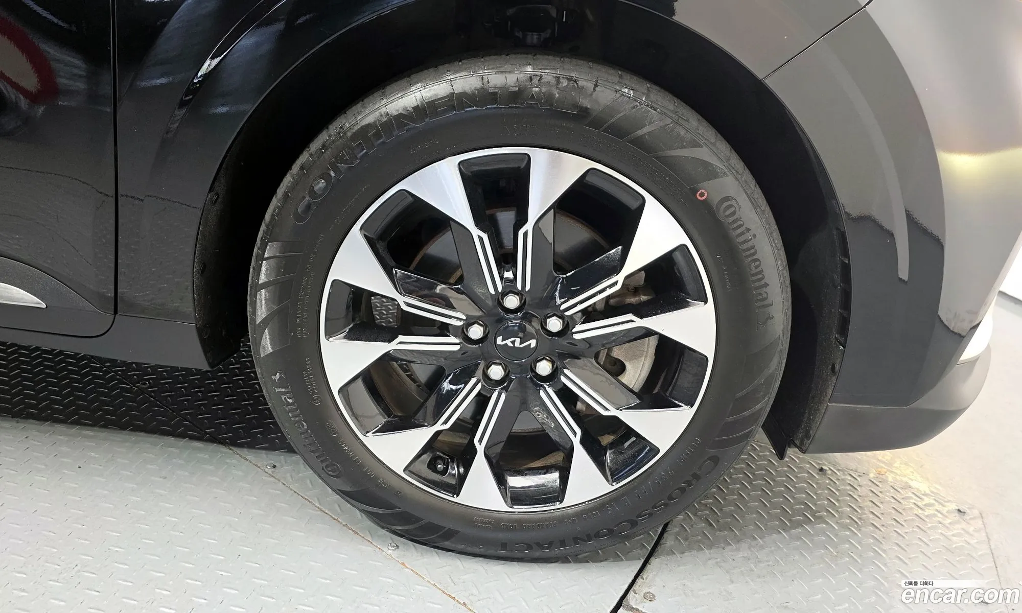 Kia Carnival 2022 KNANE81BBPS236583 — 30
