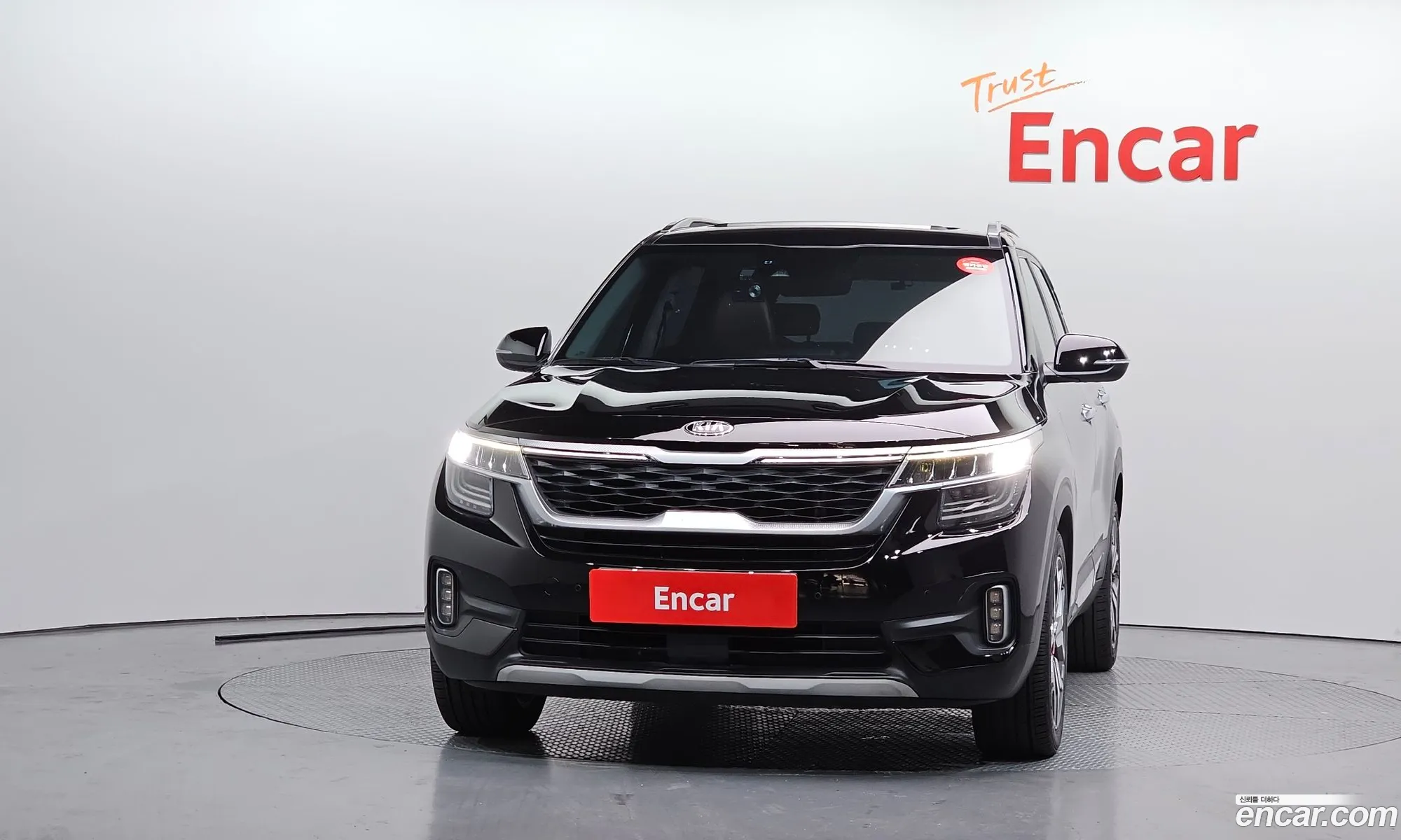 Kia Seltos 2020 KNAET812GLK084368 — 3