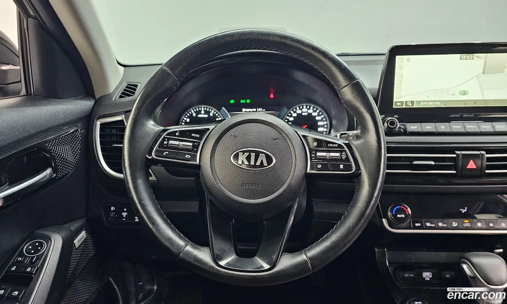 Kia Seltos 2020 KNAET812GLK084368 — 11